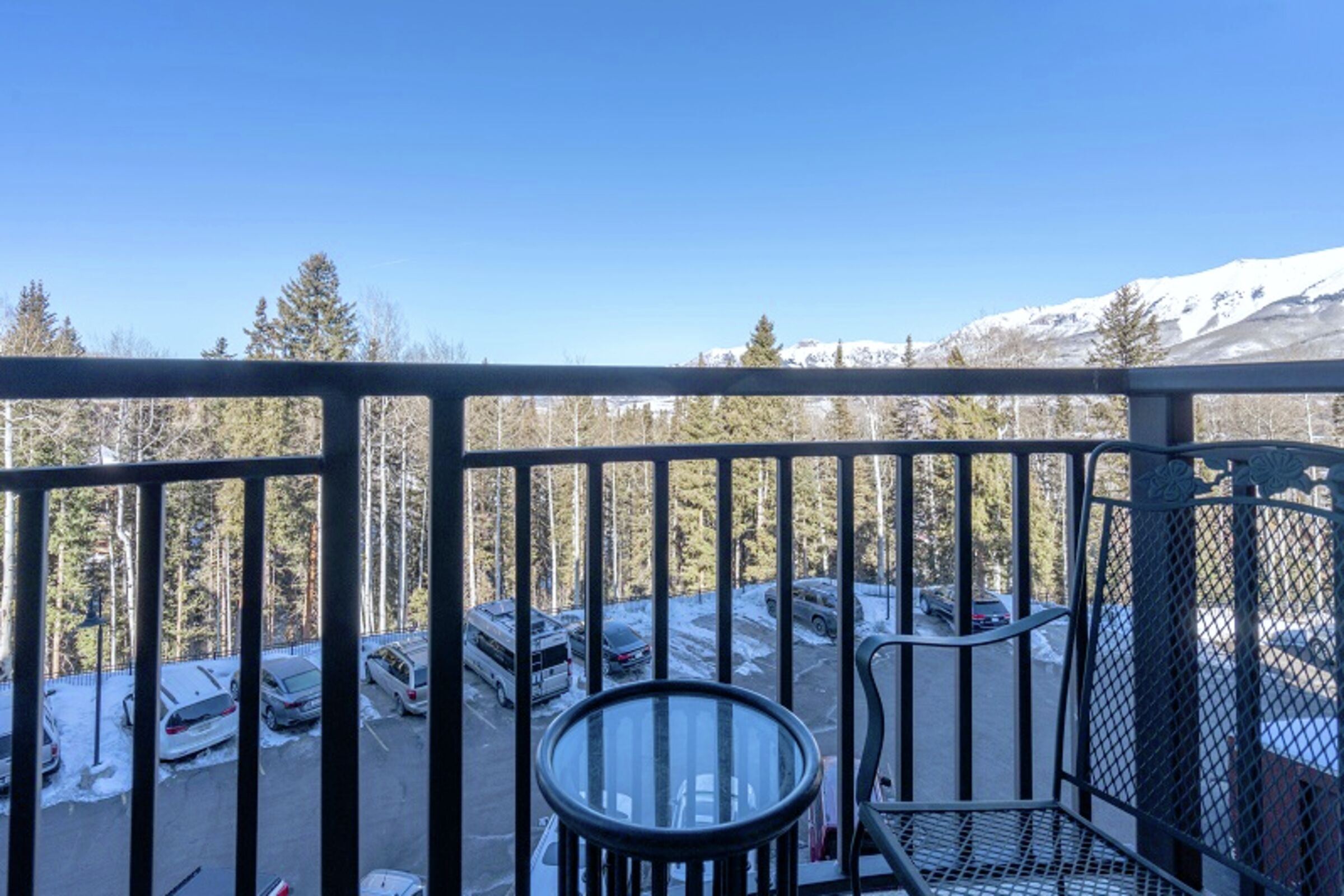 #311 - Balcony