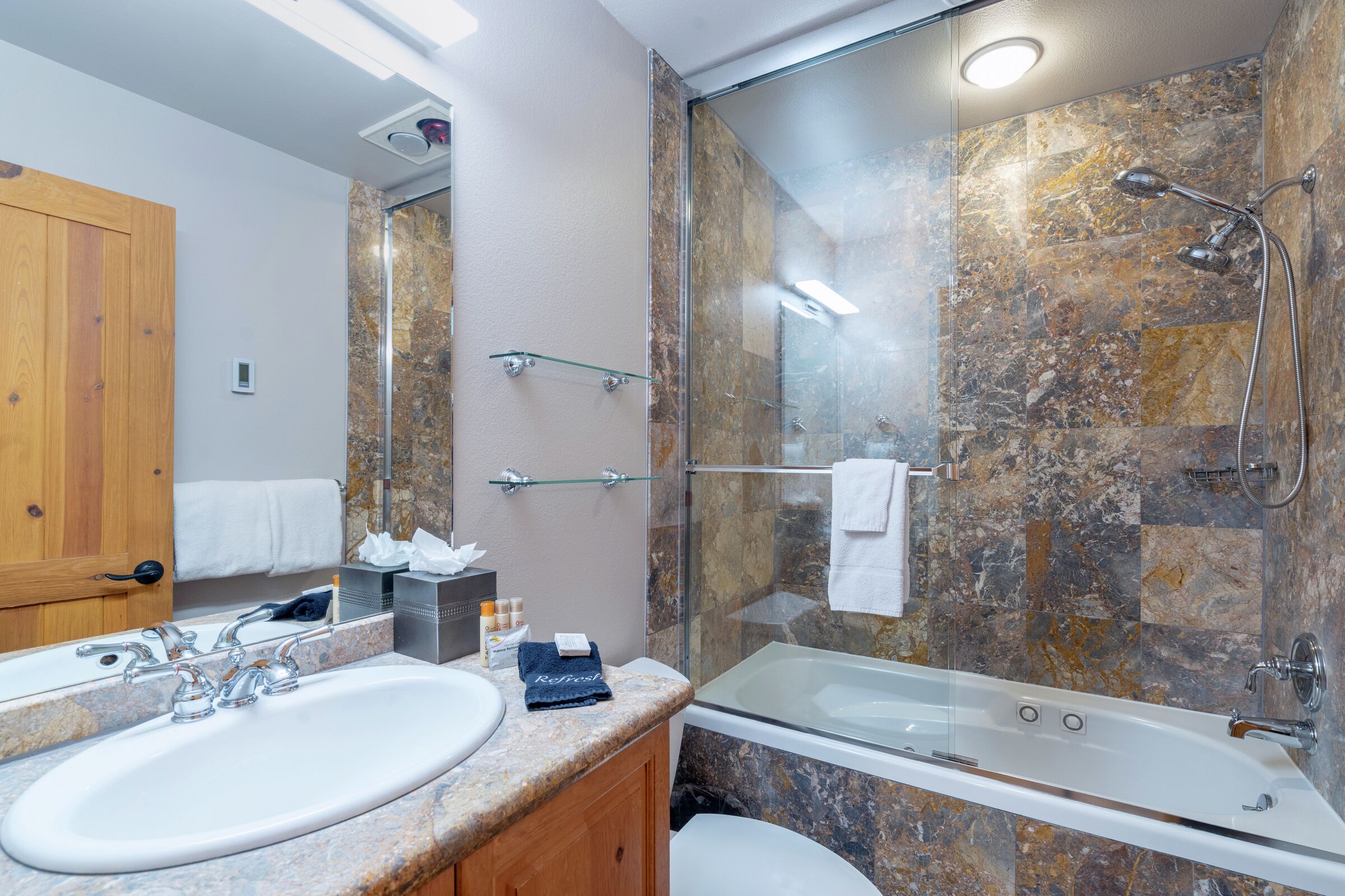 #205AB - Bathroom
