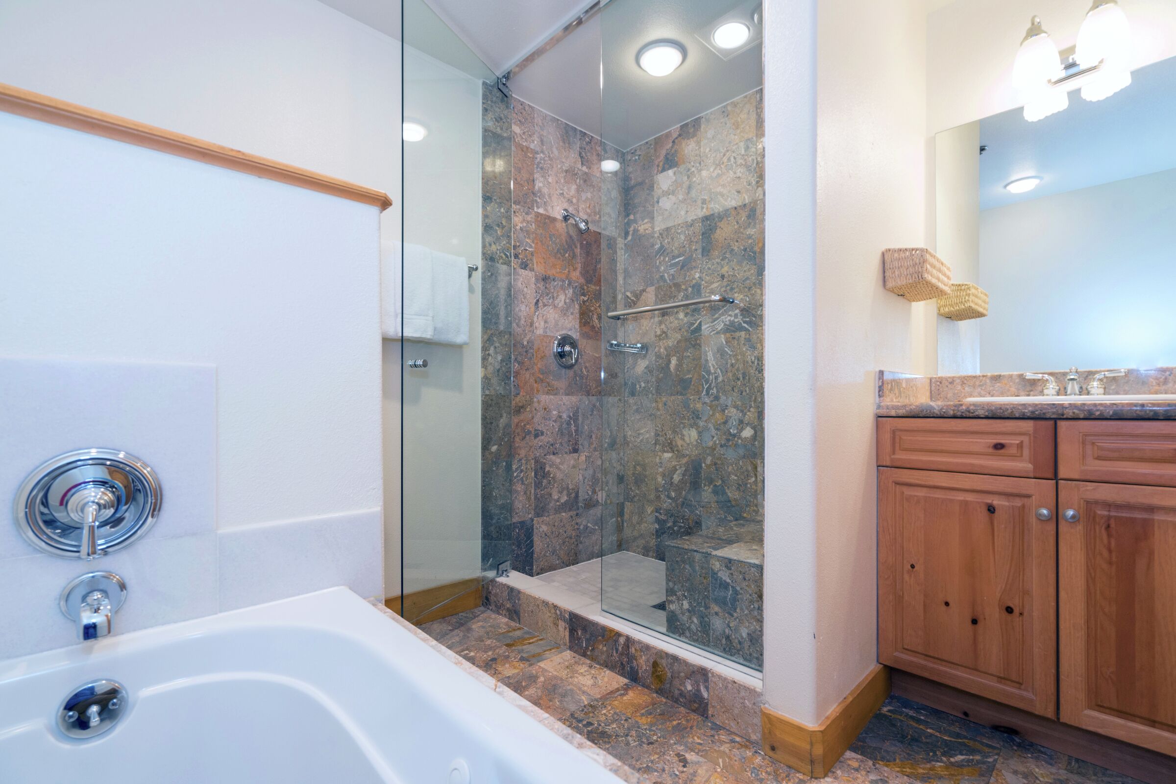 Master Ensuite Bathroom
