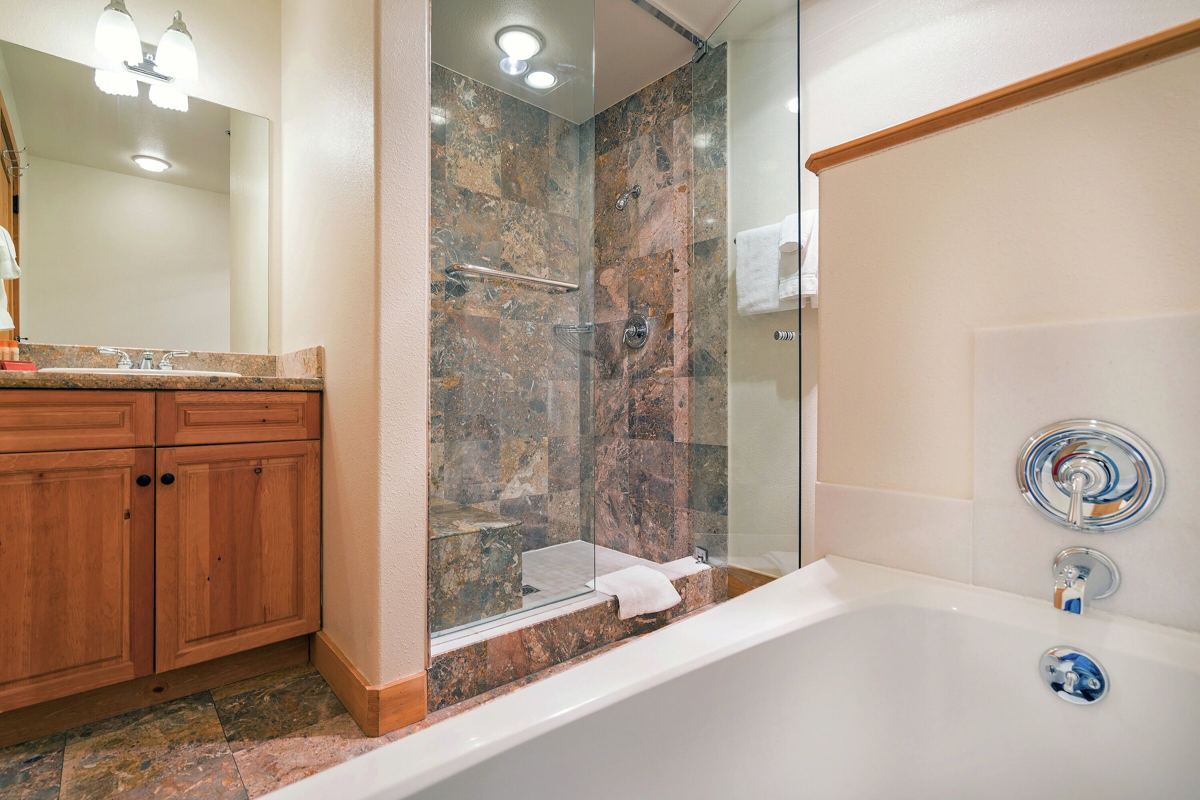 #212AB - Bathroom