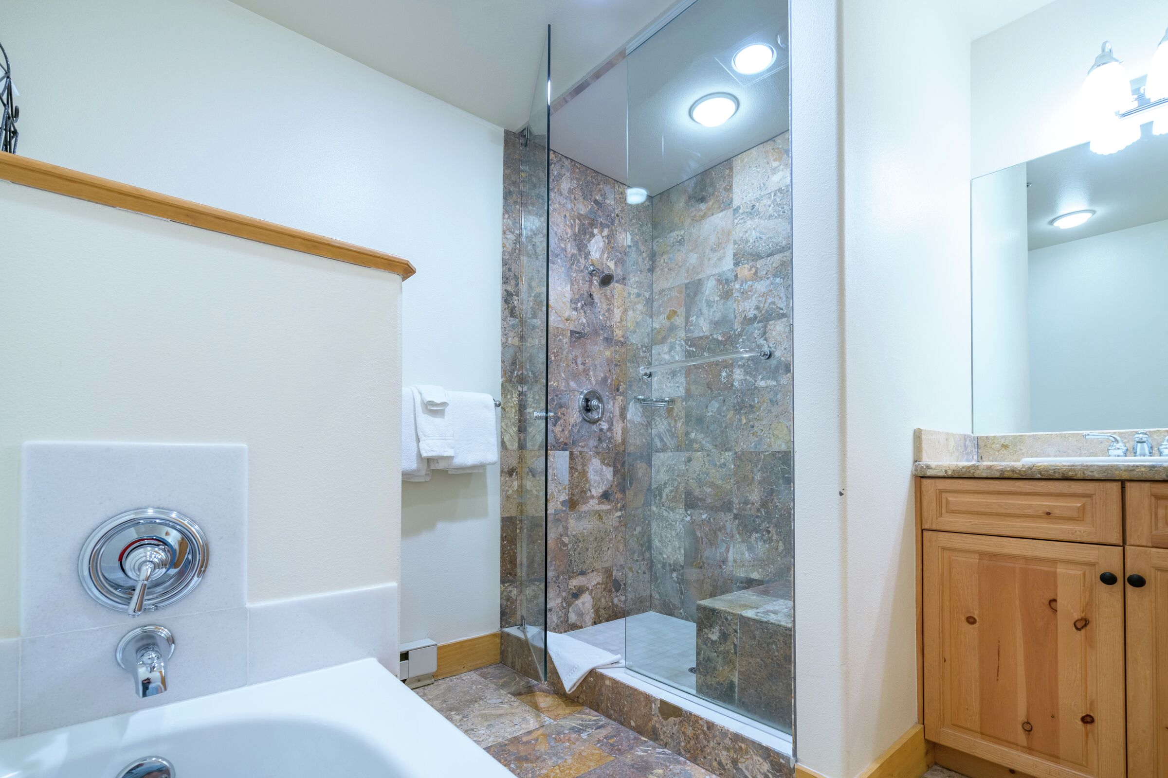 Master Ensuite Bathroom