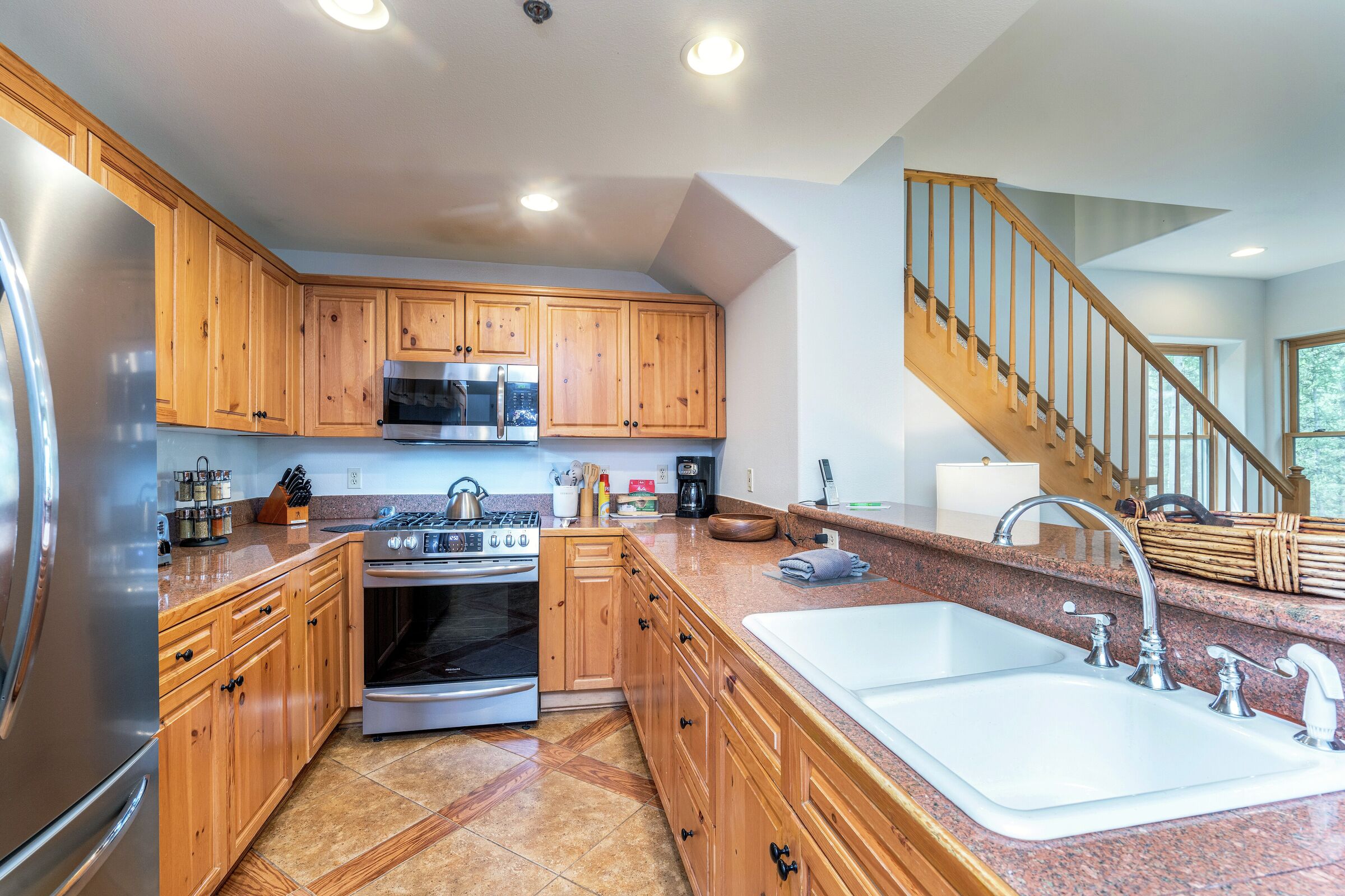 #401 - Kitchen