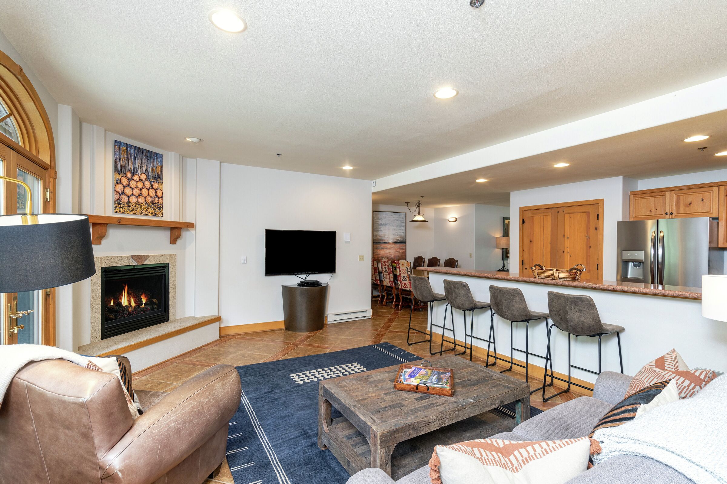 #402 - Living Area