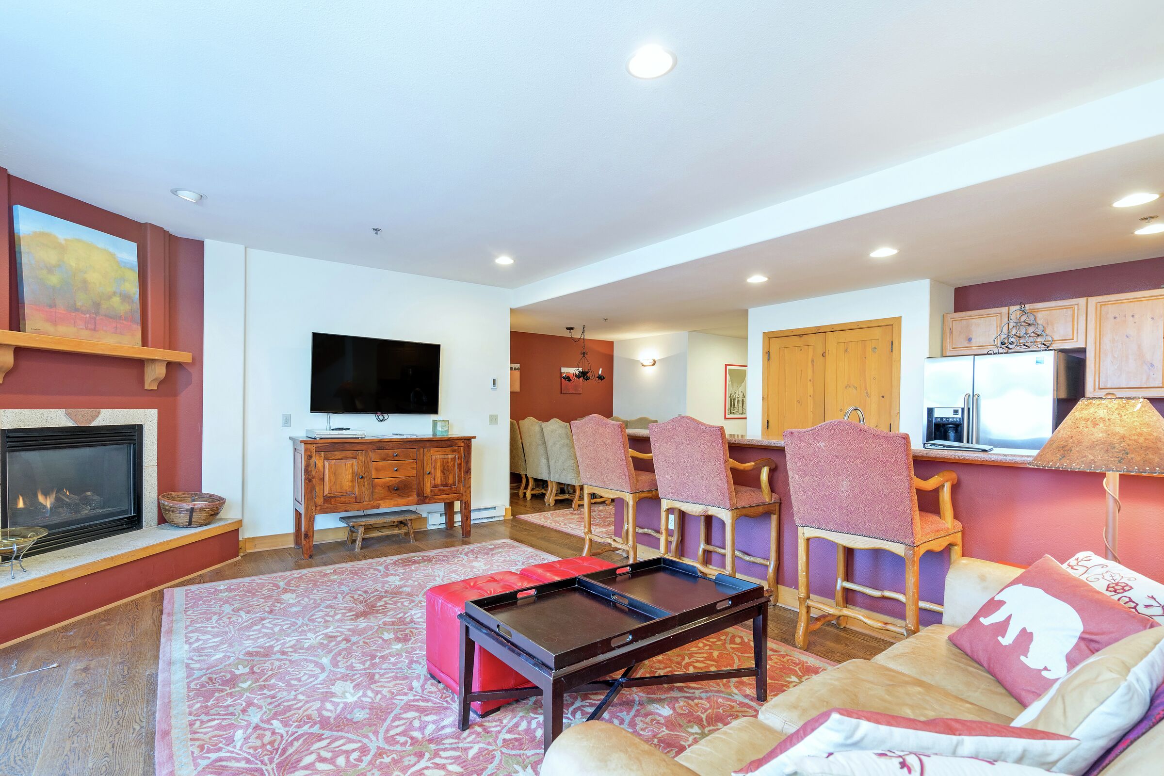 #403 - Living Area & Kitchen