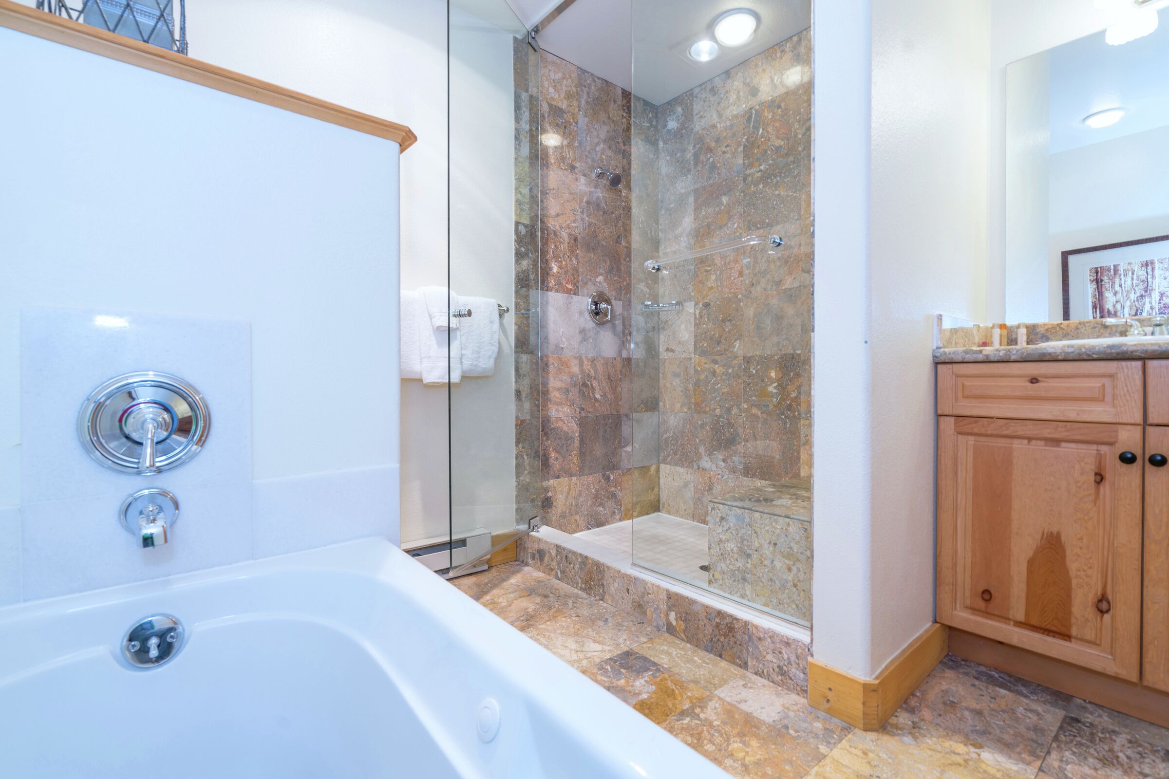 #403 - Ensuite Bathroom
