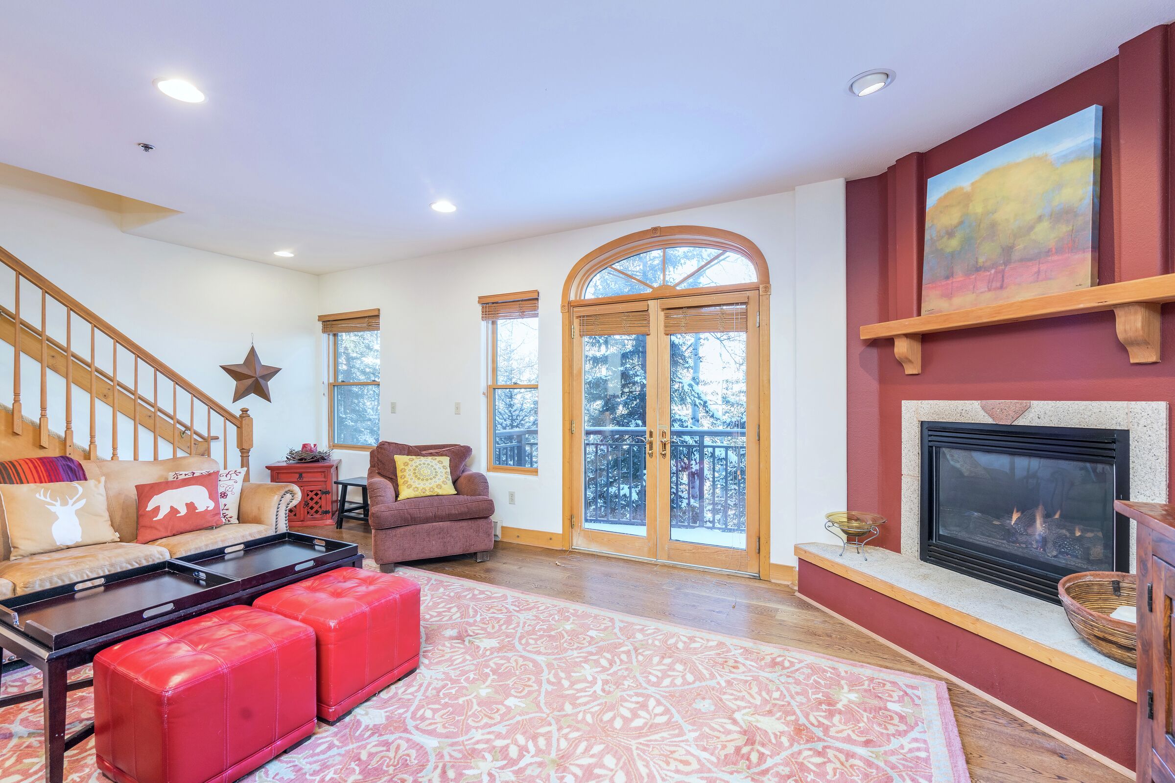 #403 - Living Area