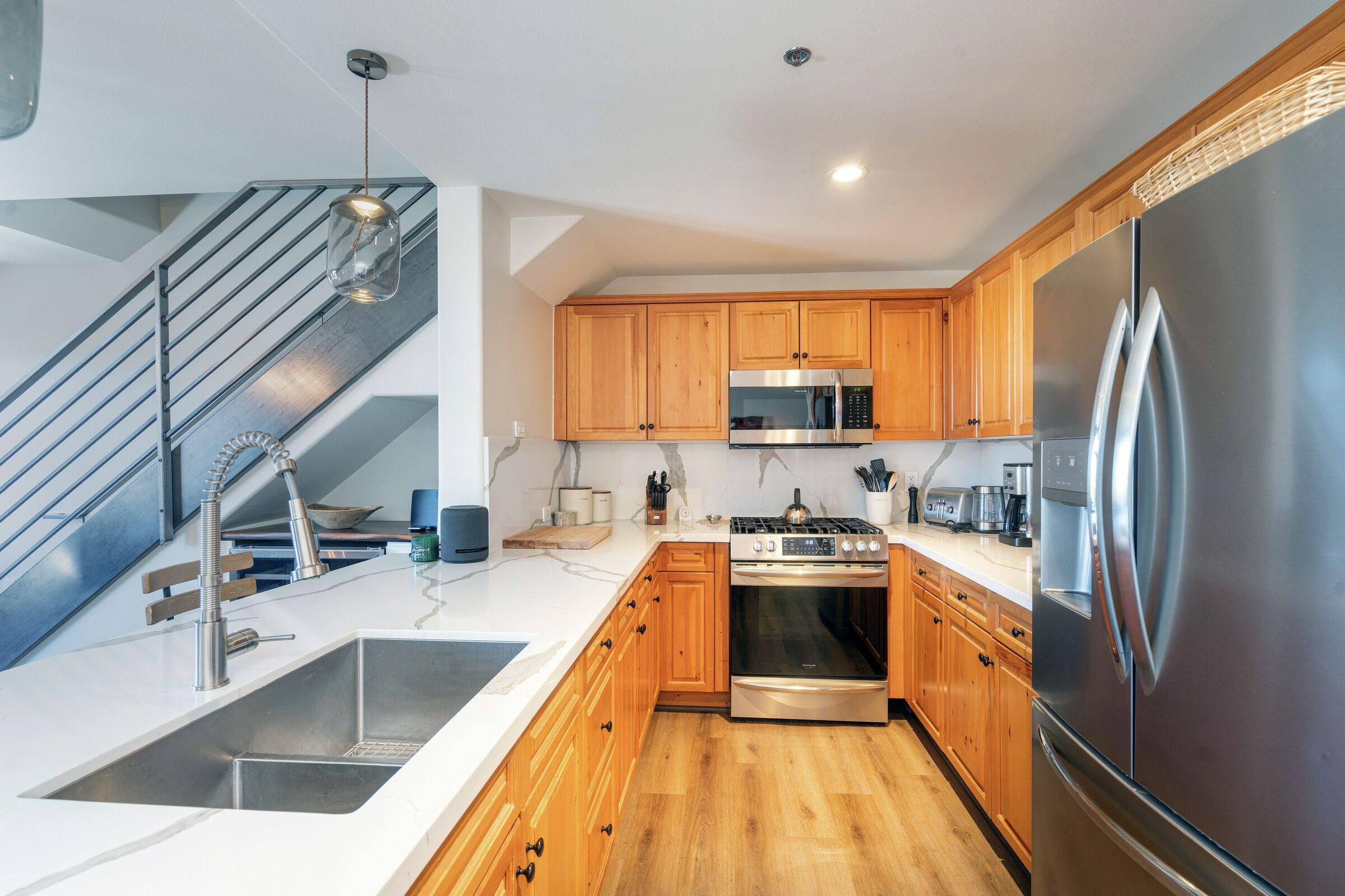 #408 - Kitchen