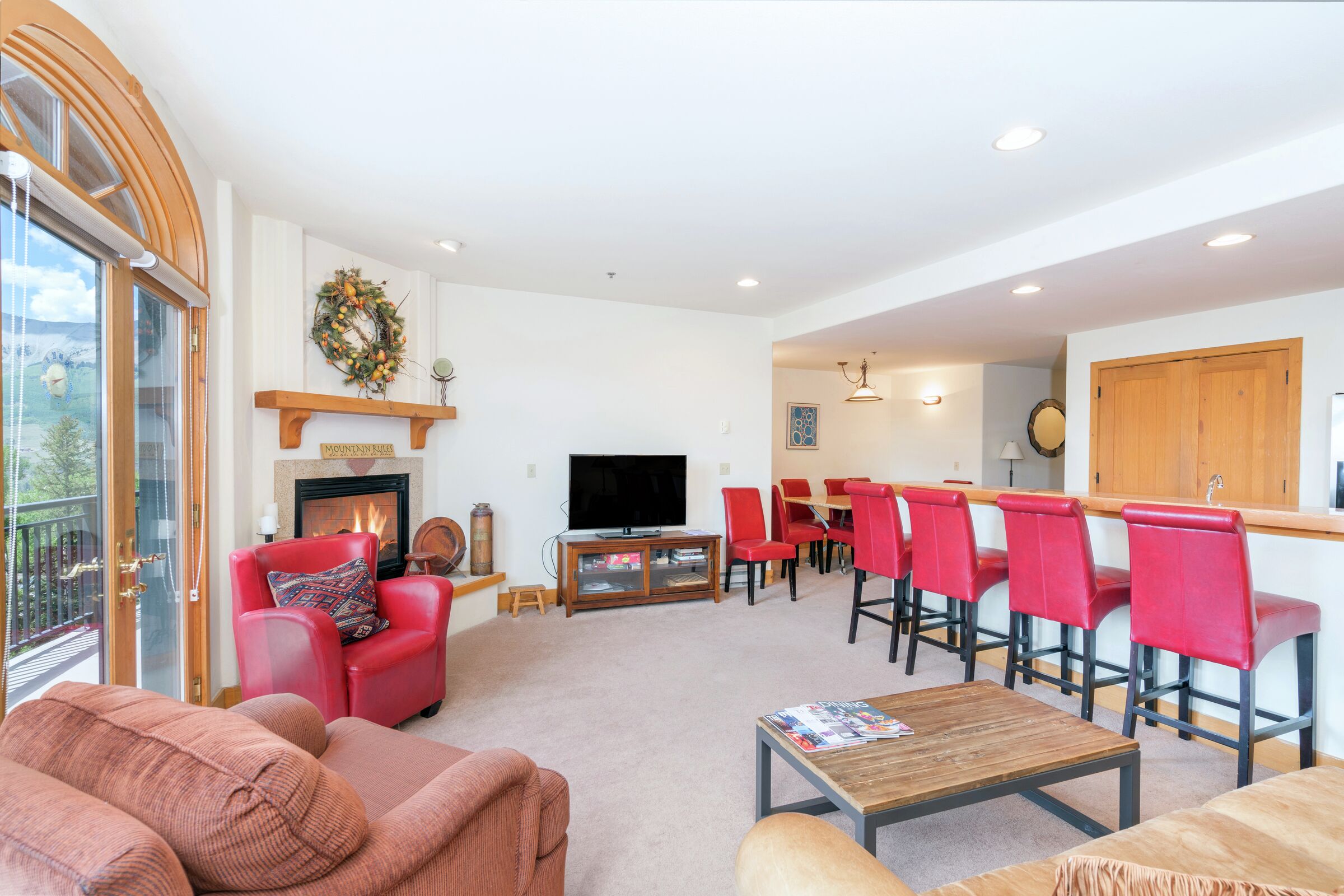 Living Area & Kitchen