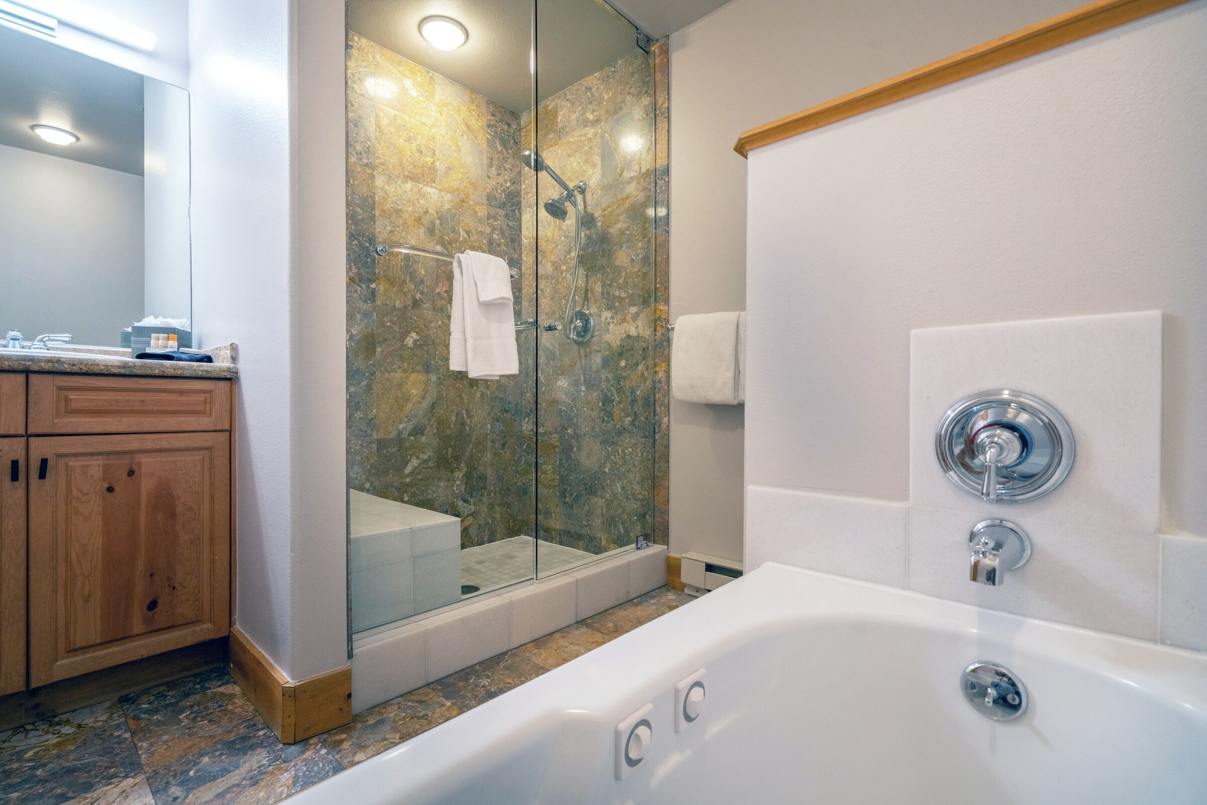 #205C - Guest Room Bathroom