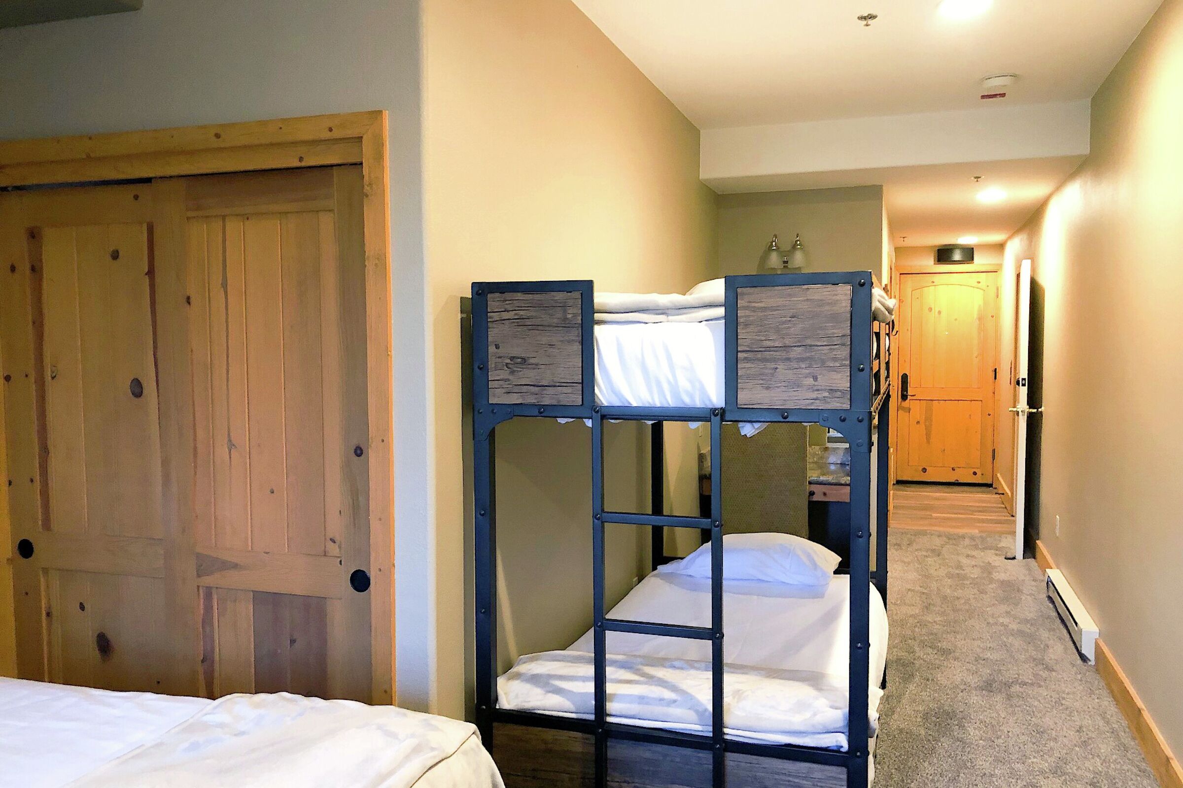 #301C - Hotel Room