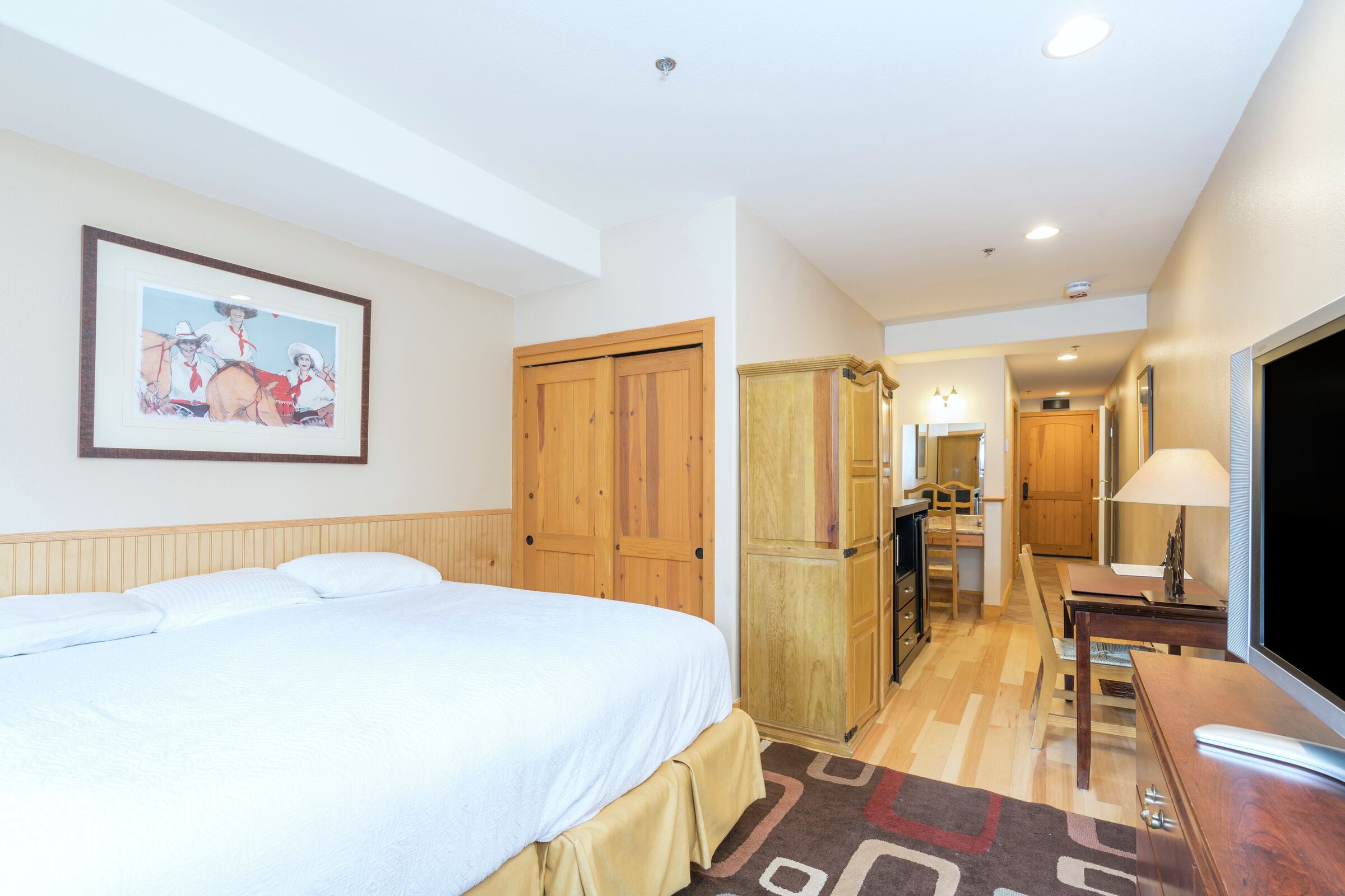 #305C - Guest Room