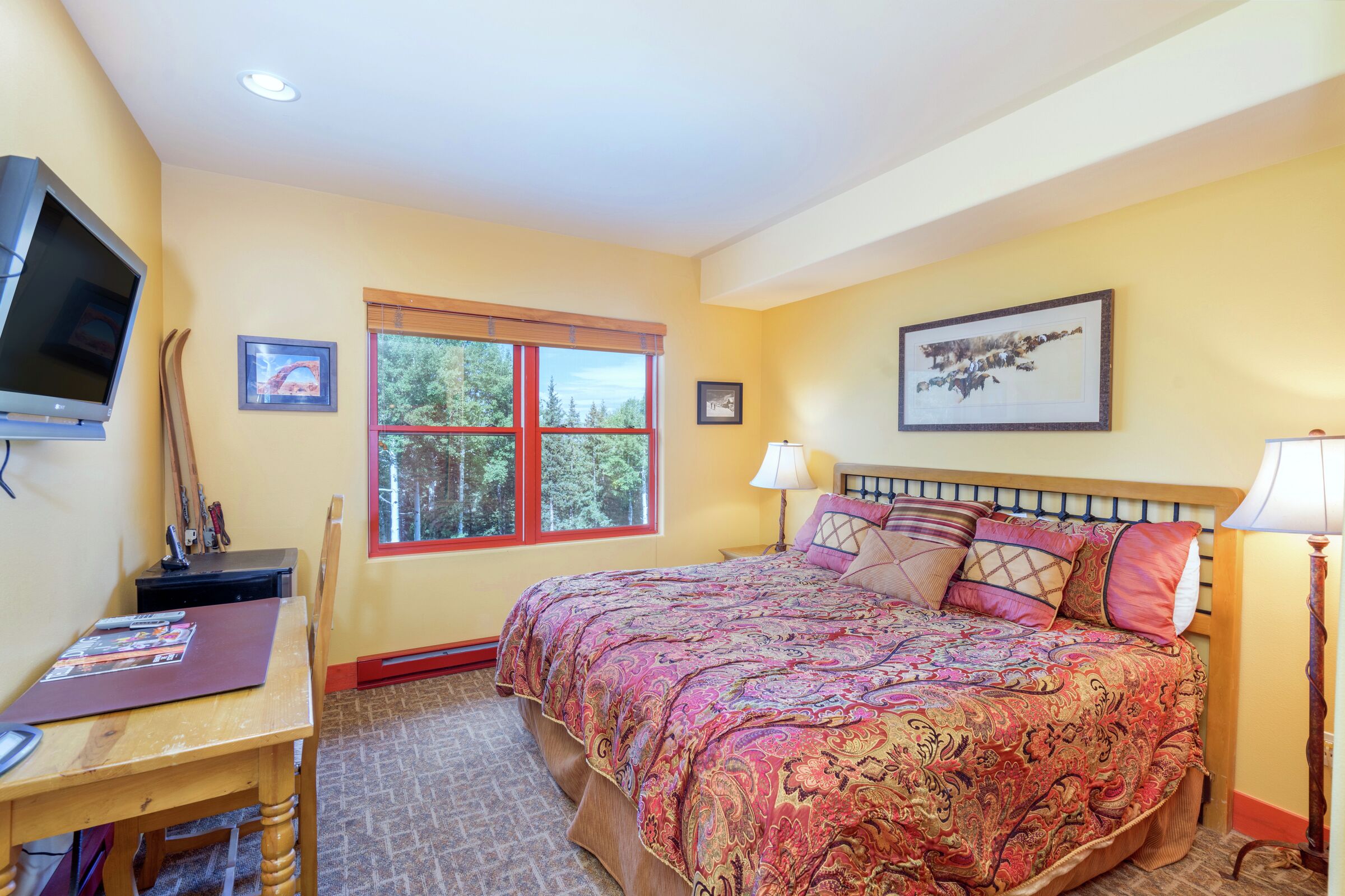 #308B - Guest Room