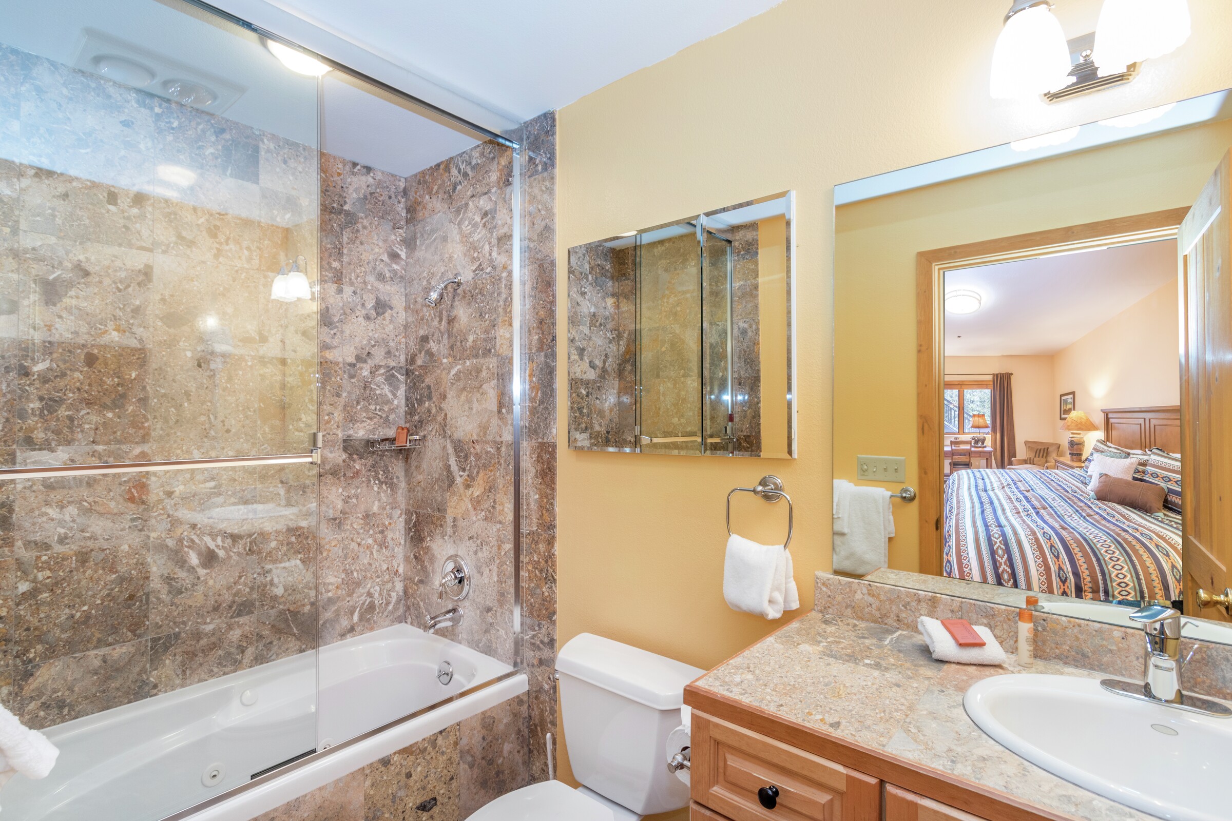 #213 - Master Ensuite Bathroom