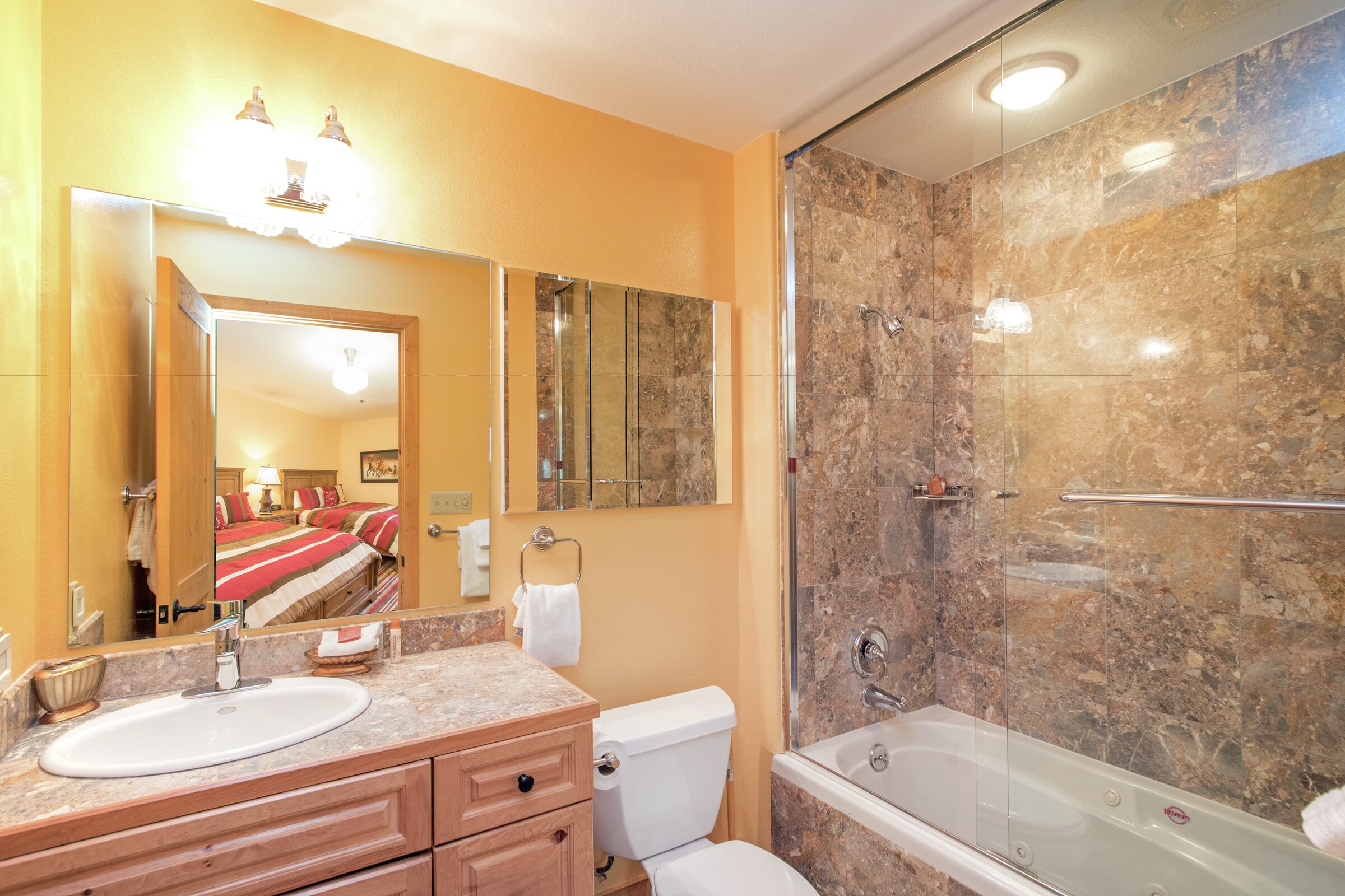 #213 - Ensuite Bathroom