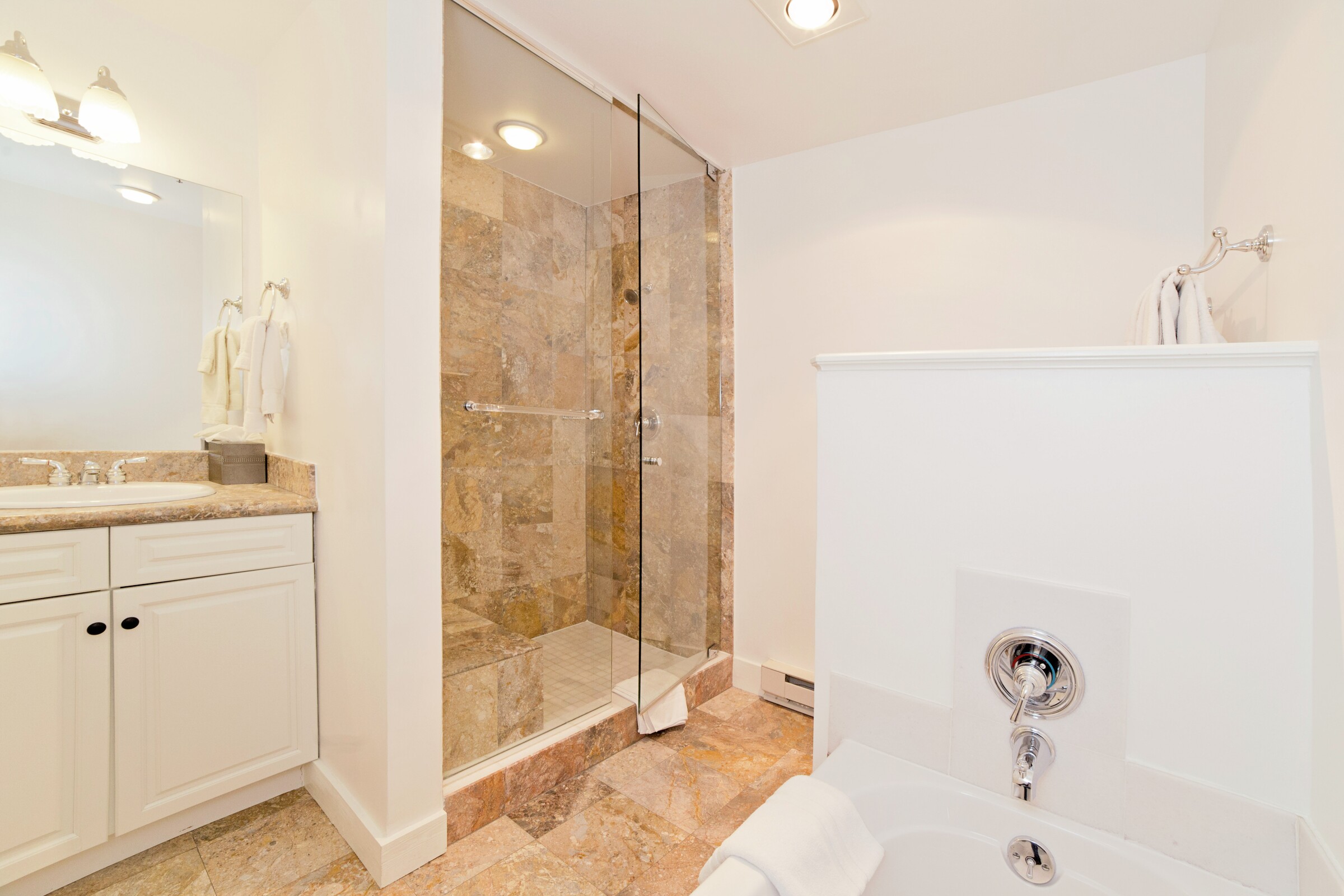 #404 - Ensuite Bathroom