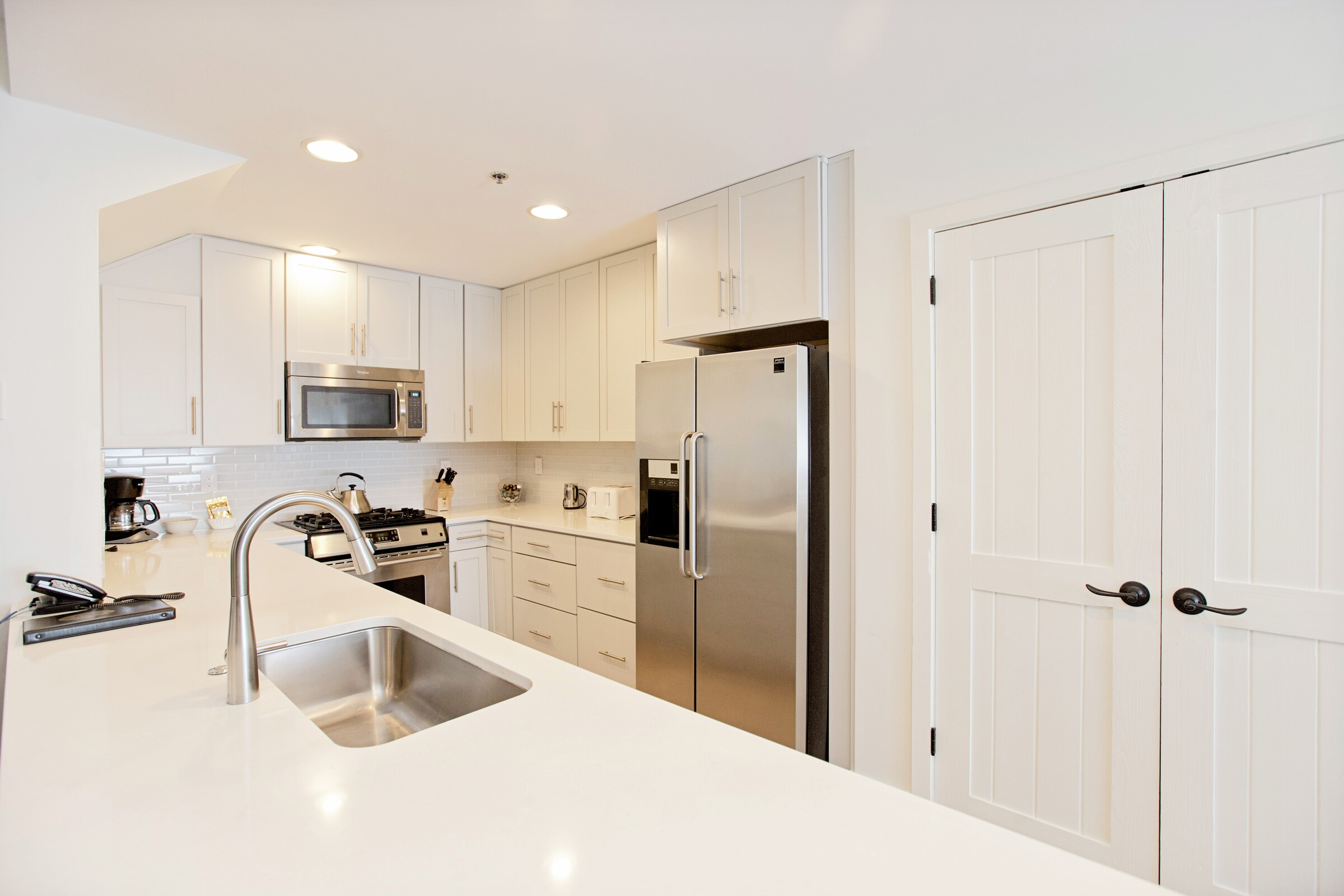 #404 - Kitchen