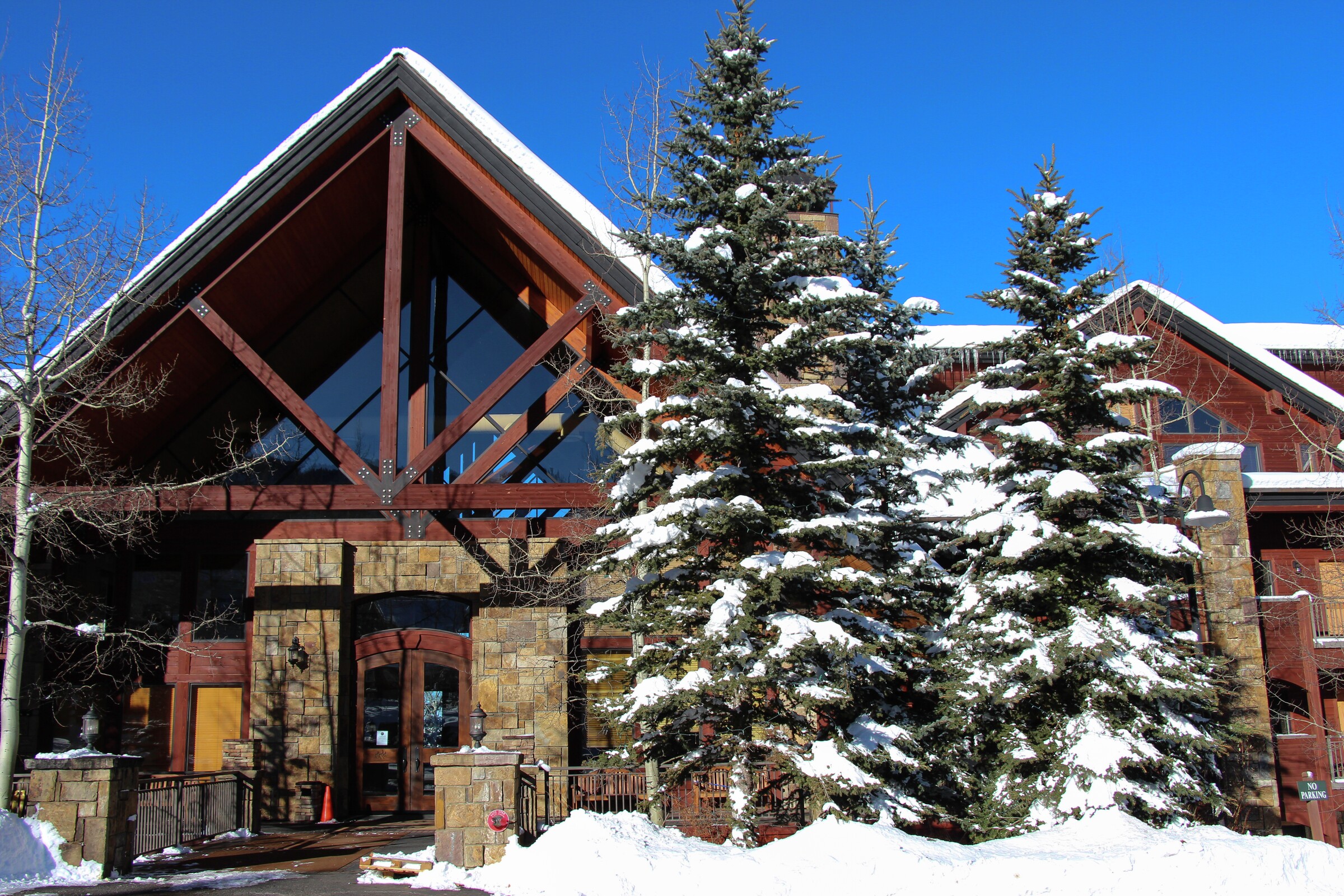 Bear Creek Lodge