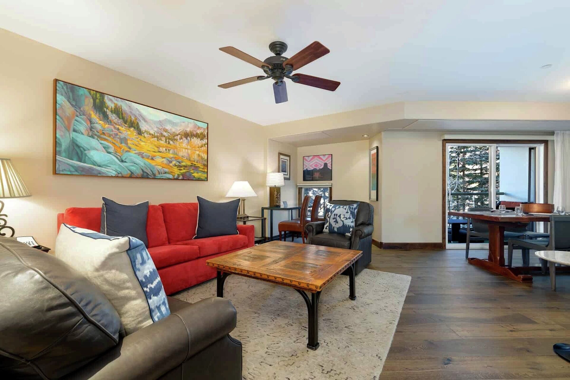 #331 - Living Area