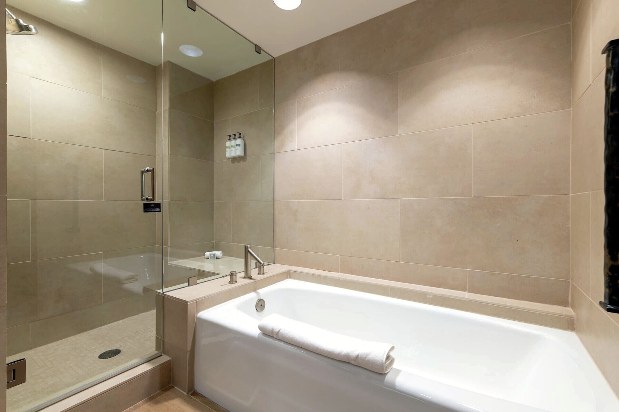 #331 - Ensuite Bathroom