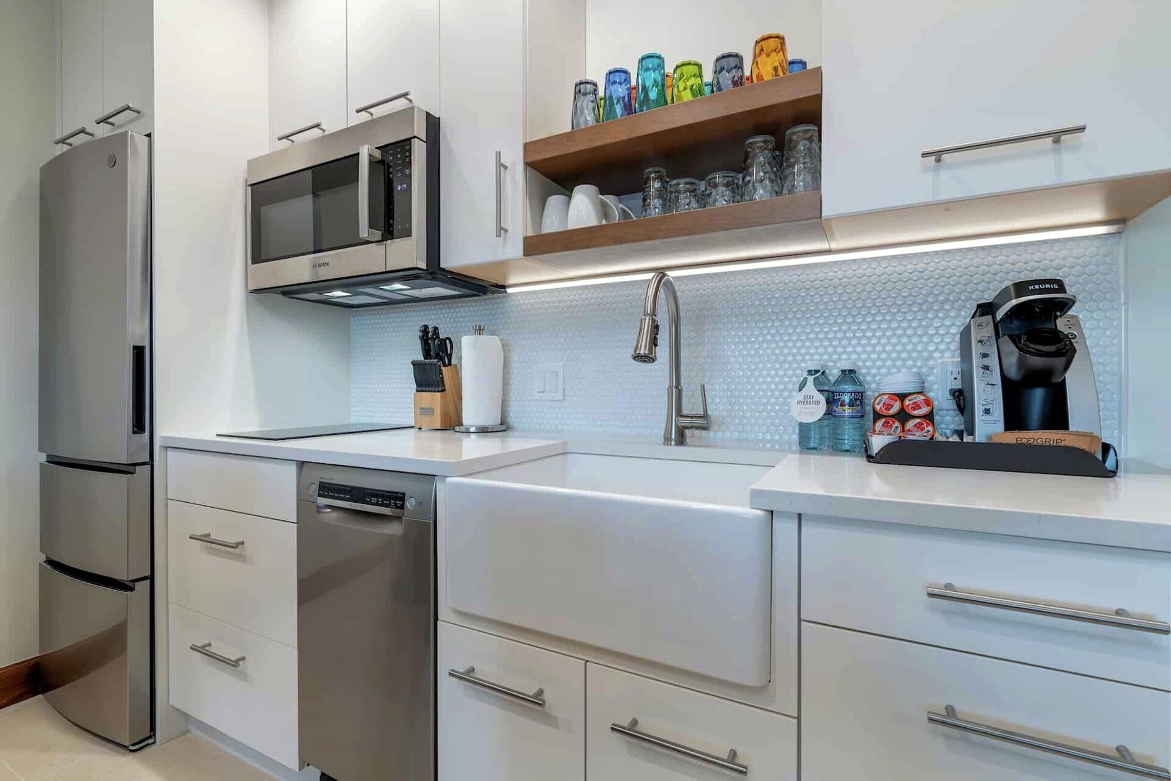 #444 - Kitchenette