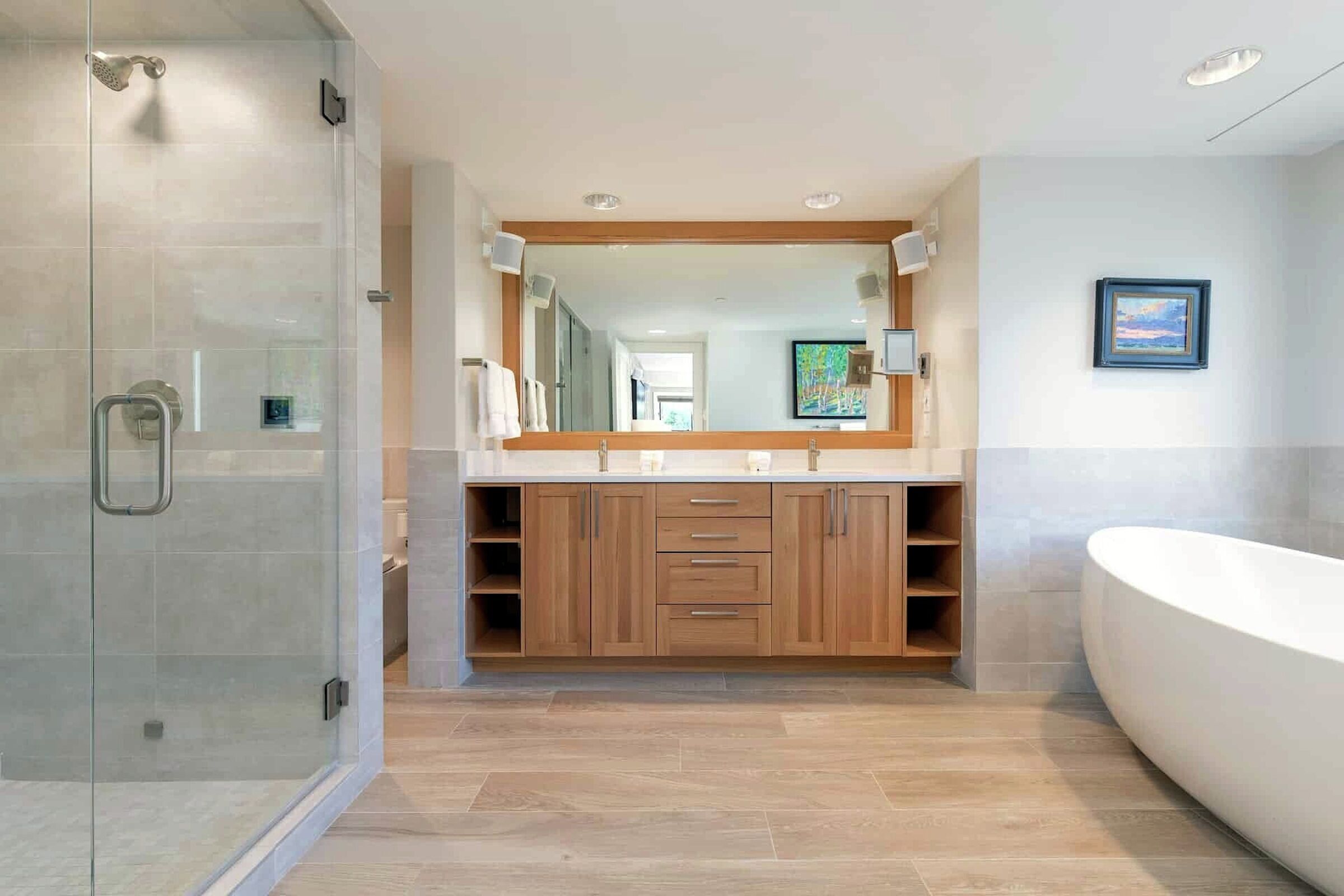 #651 - Ensuite Bathroom