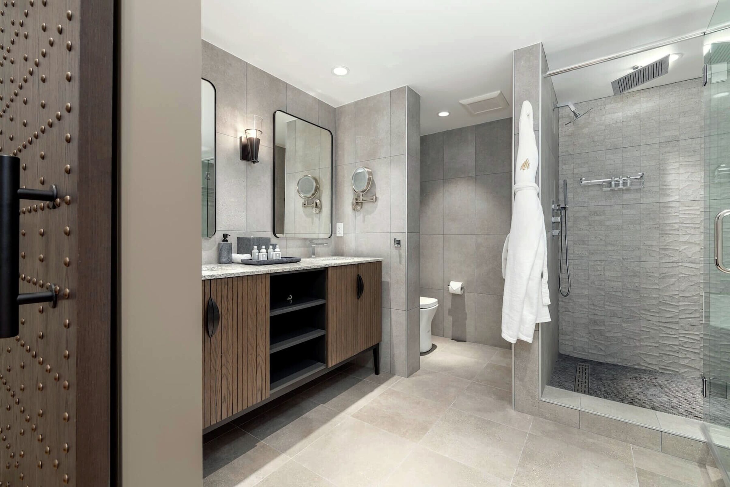 #518 - Bathroom