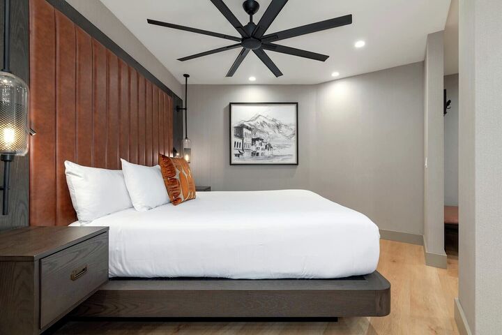 #518 - Sleeping Area