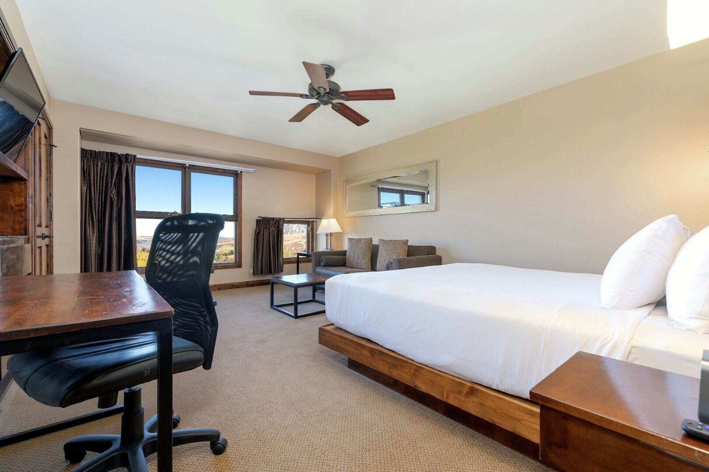 Living Area & Sleeping Area