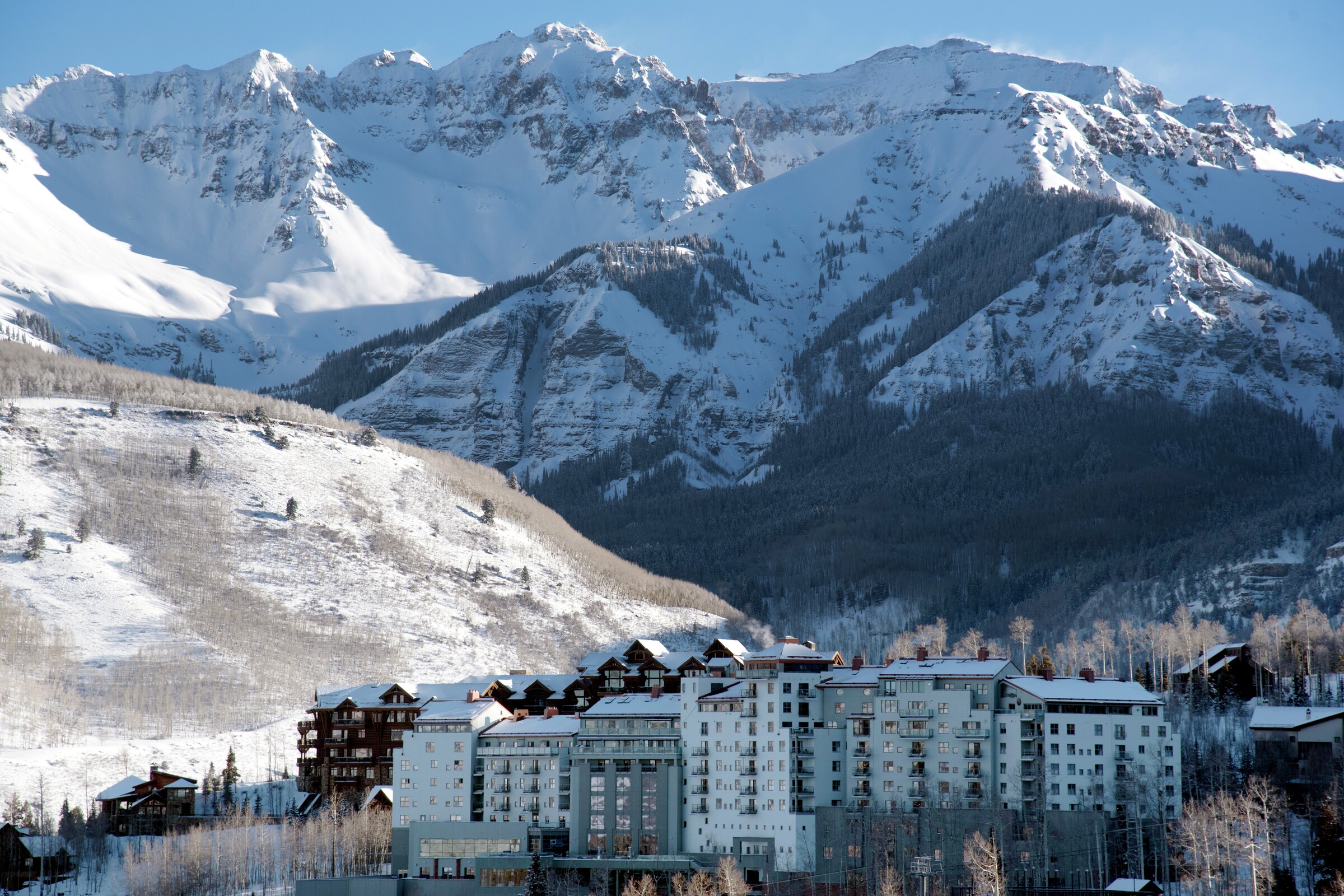 Peaks Resort & Spa