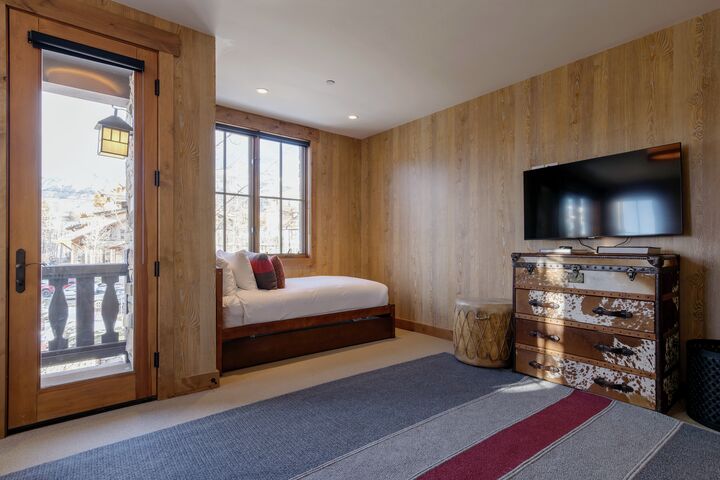 #6 - Bedroom