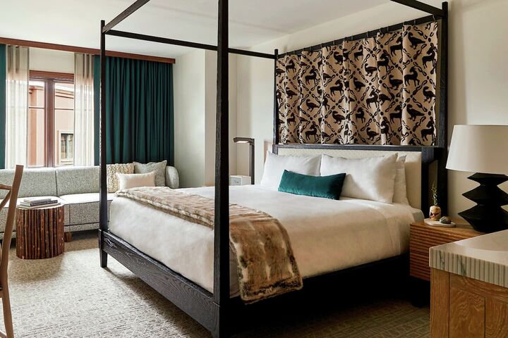 Oxygen Enriched King Room - Guest Room