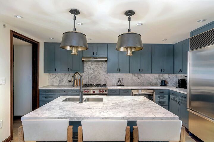 4 Bdrm Residence - Misty Maiden Mountain View - Kitchen