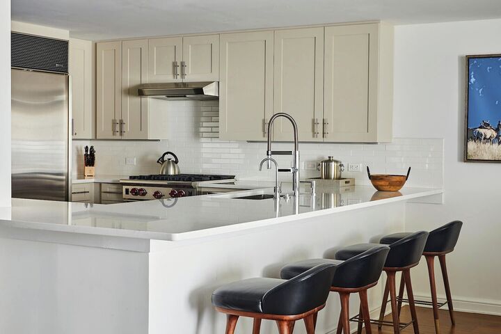 Classic 3 Bdrm Residence - Kitchen