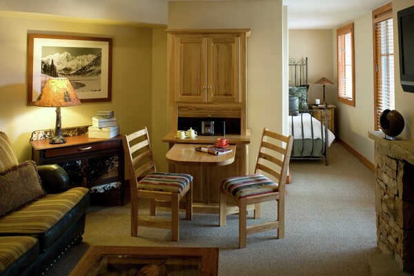 Junior Guest Suite