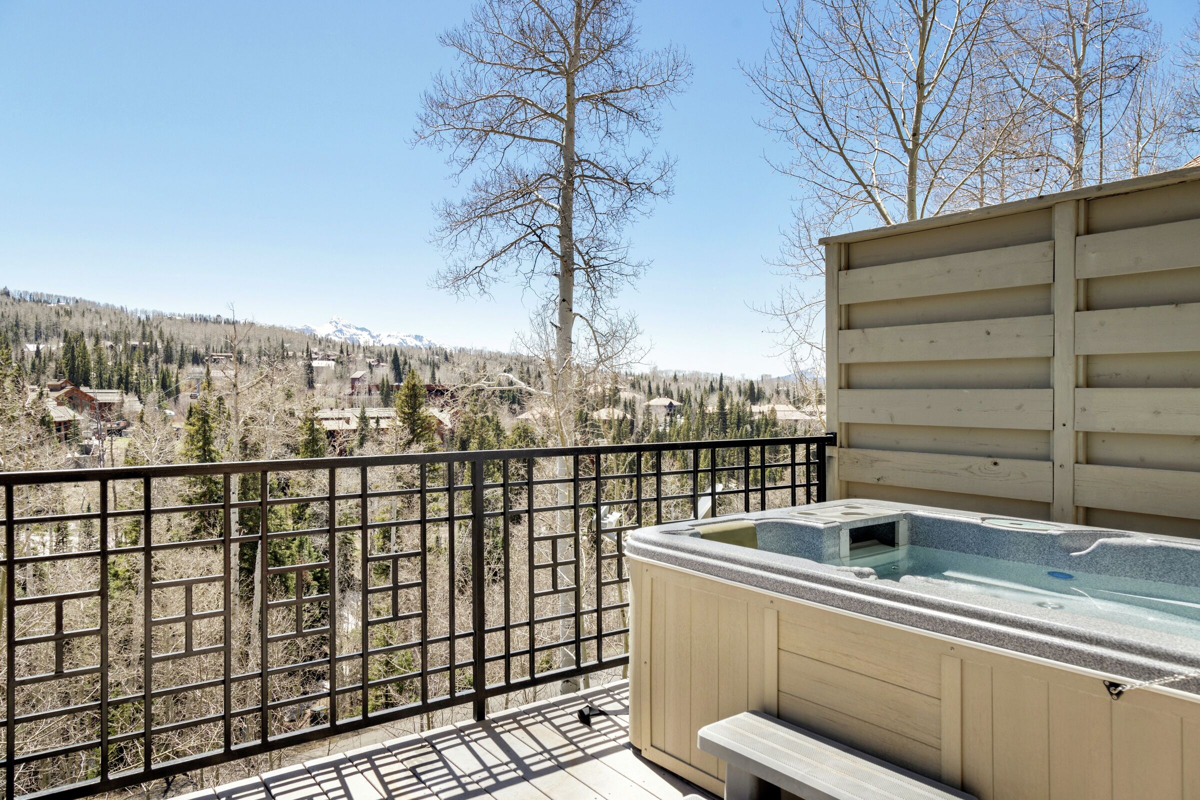 Balcony with Hot Tub