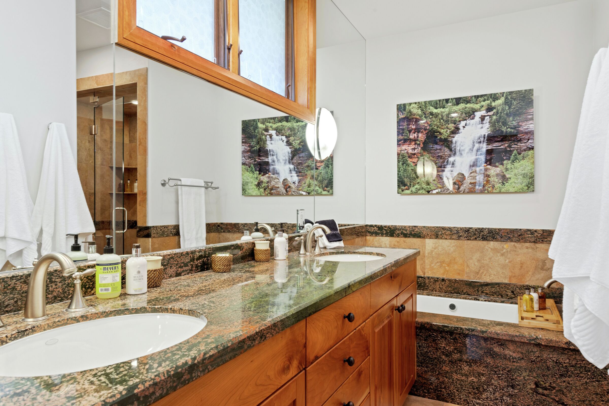 Master Ensuite Bathroom