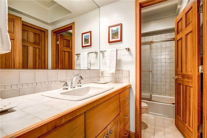 Ensuite Bathroom