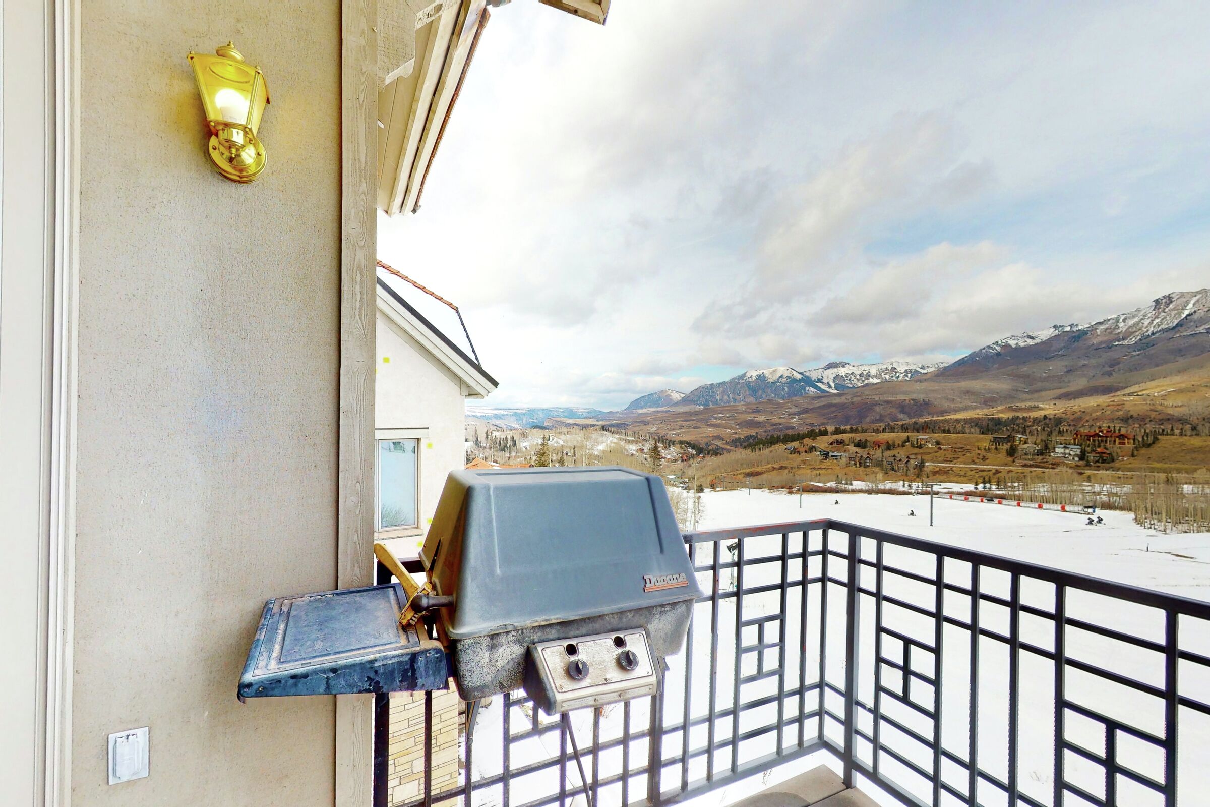 Balcony with BBQ