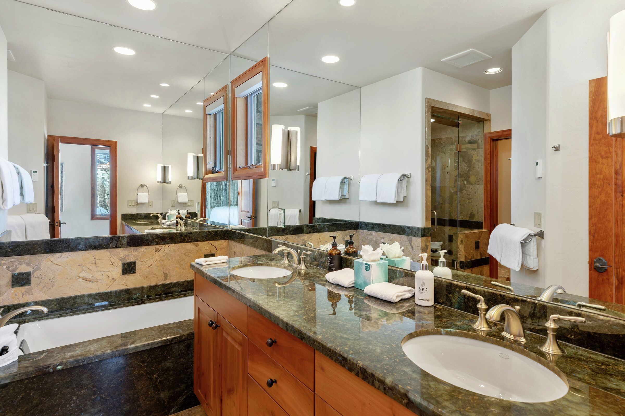 Master Ensuite Bathroom