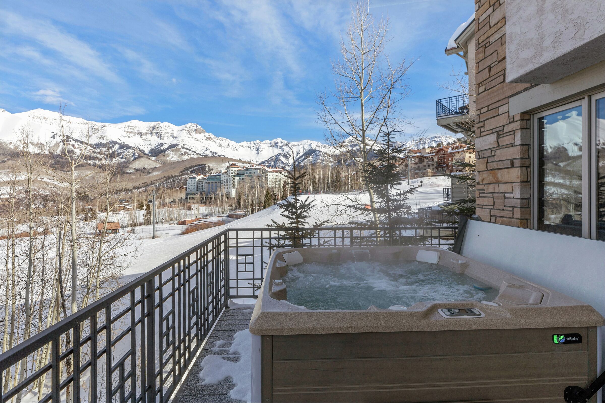 Balcony with Hot Tub
