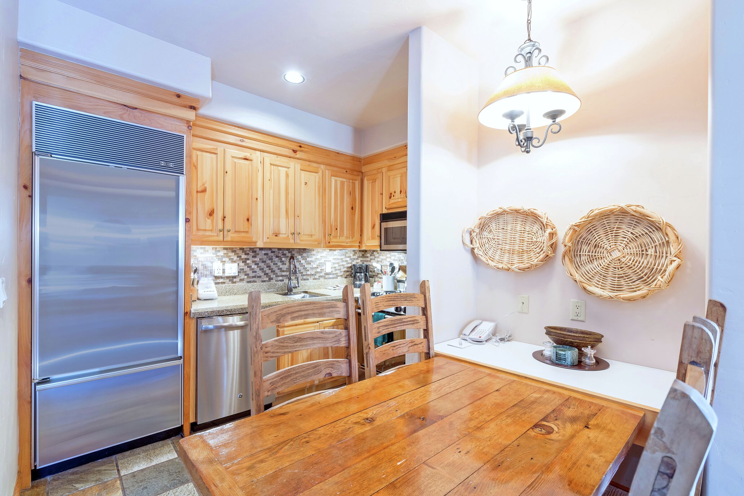 Dining Room & Kitchen