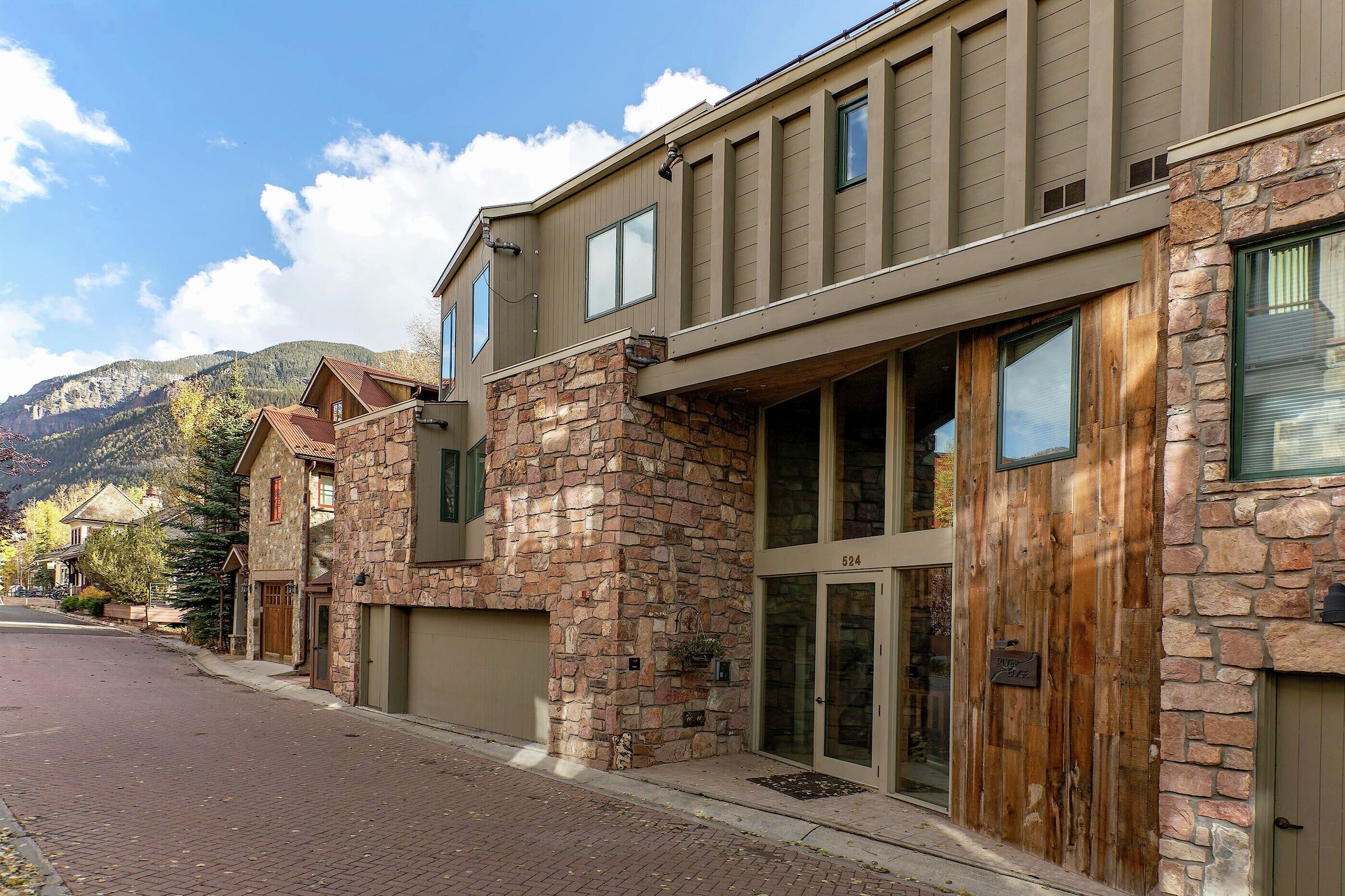 River Edge Condominiums