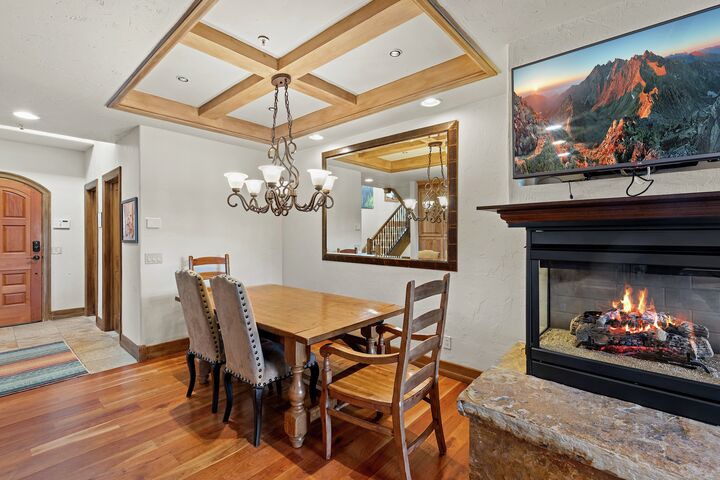 #18 - Dining Area