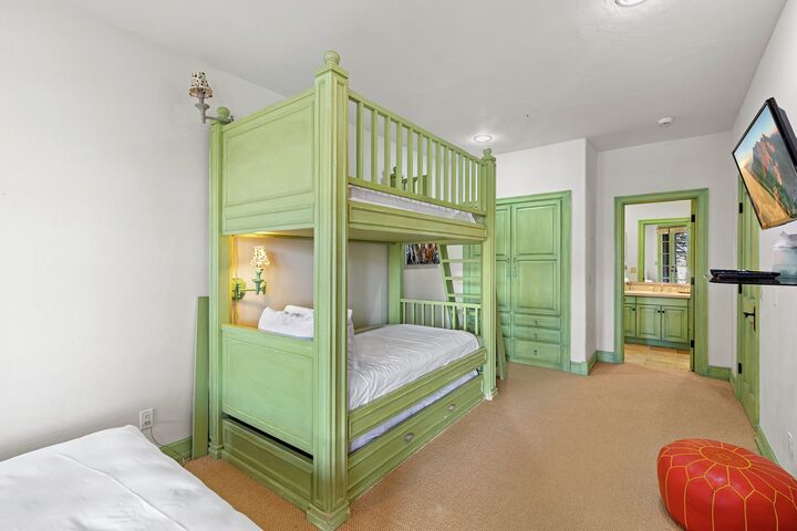 #18 - Bedroom