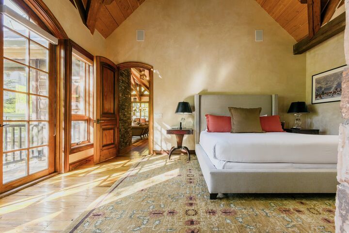 #152 - Master Bedroom