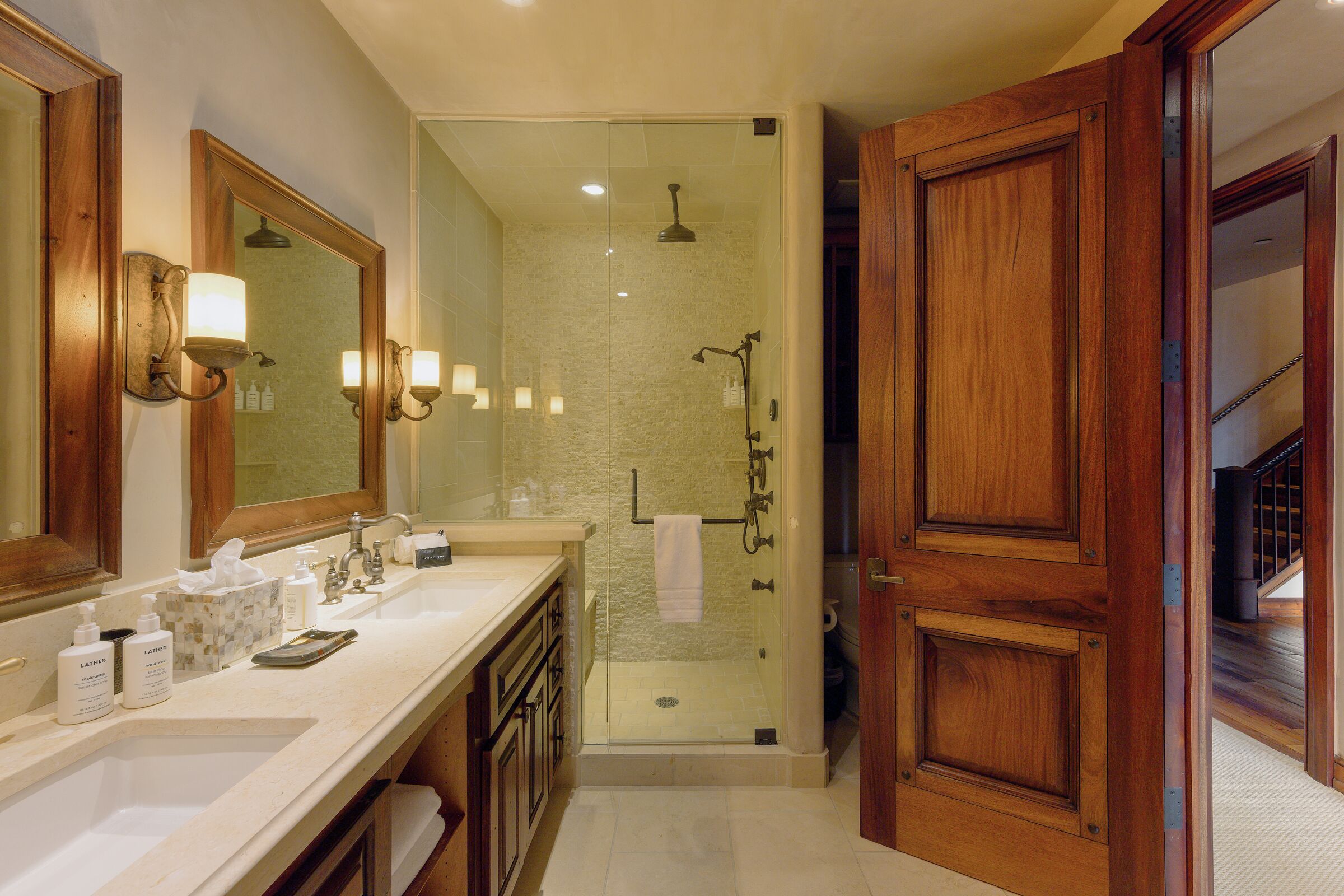 #131 - Master Ensuite Bathroom
