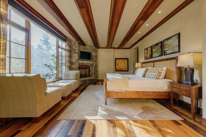 #122 - Master Bedroom