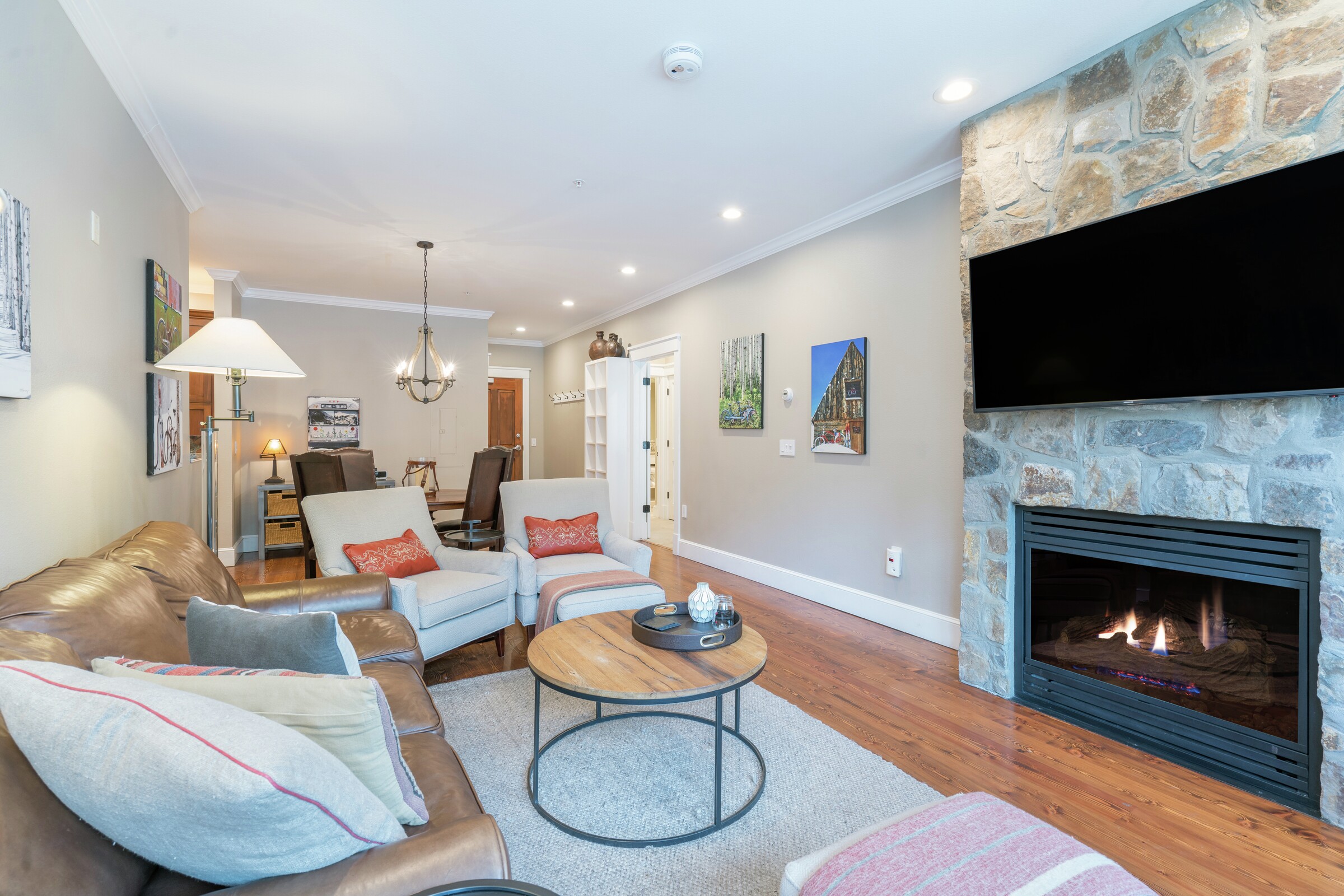 #104 - Living Room