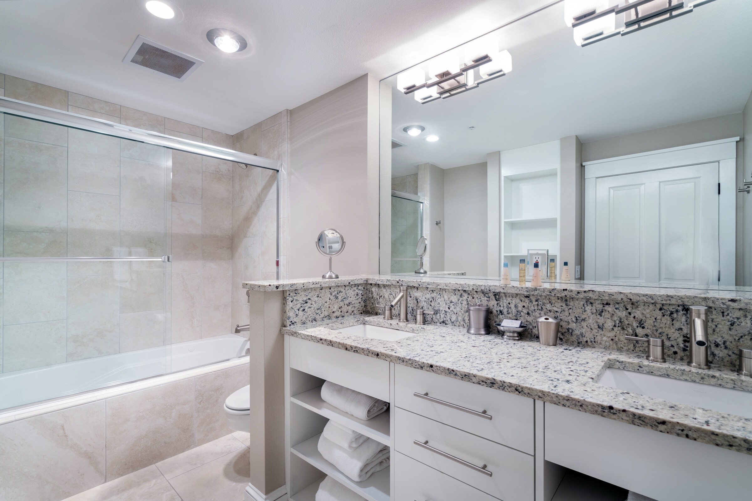 #107 - Master Ensuite Bathroom