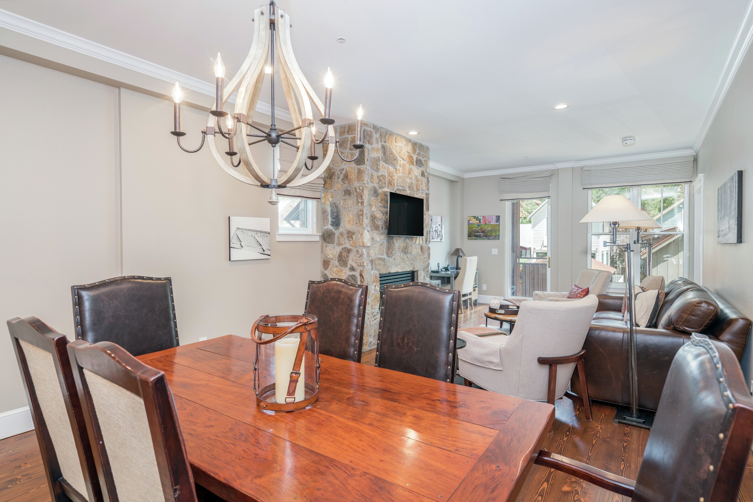 #202 - Dining Room